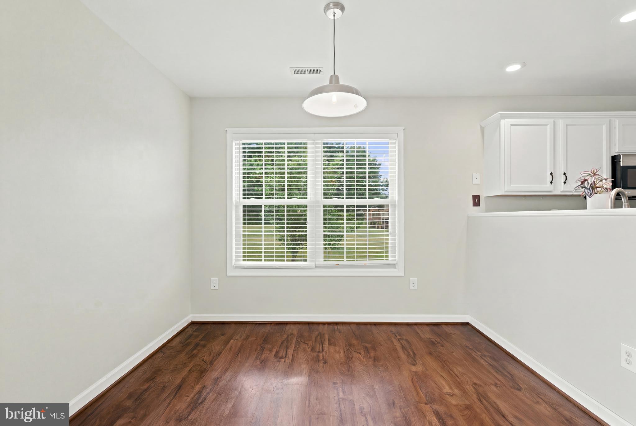 VALLEY VIEW - Residential