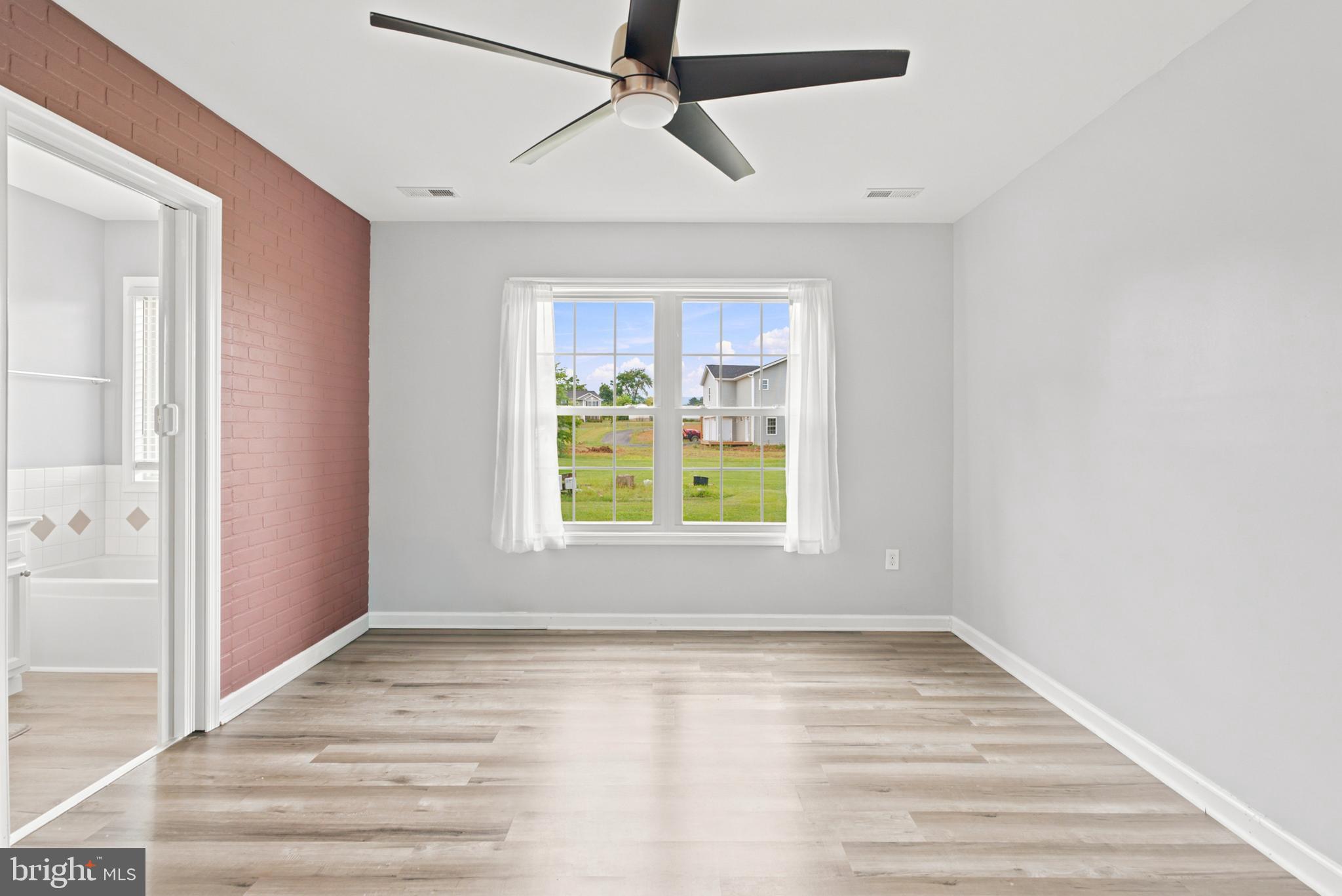 VALLEY VIEW - Residential