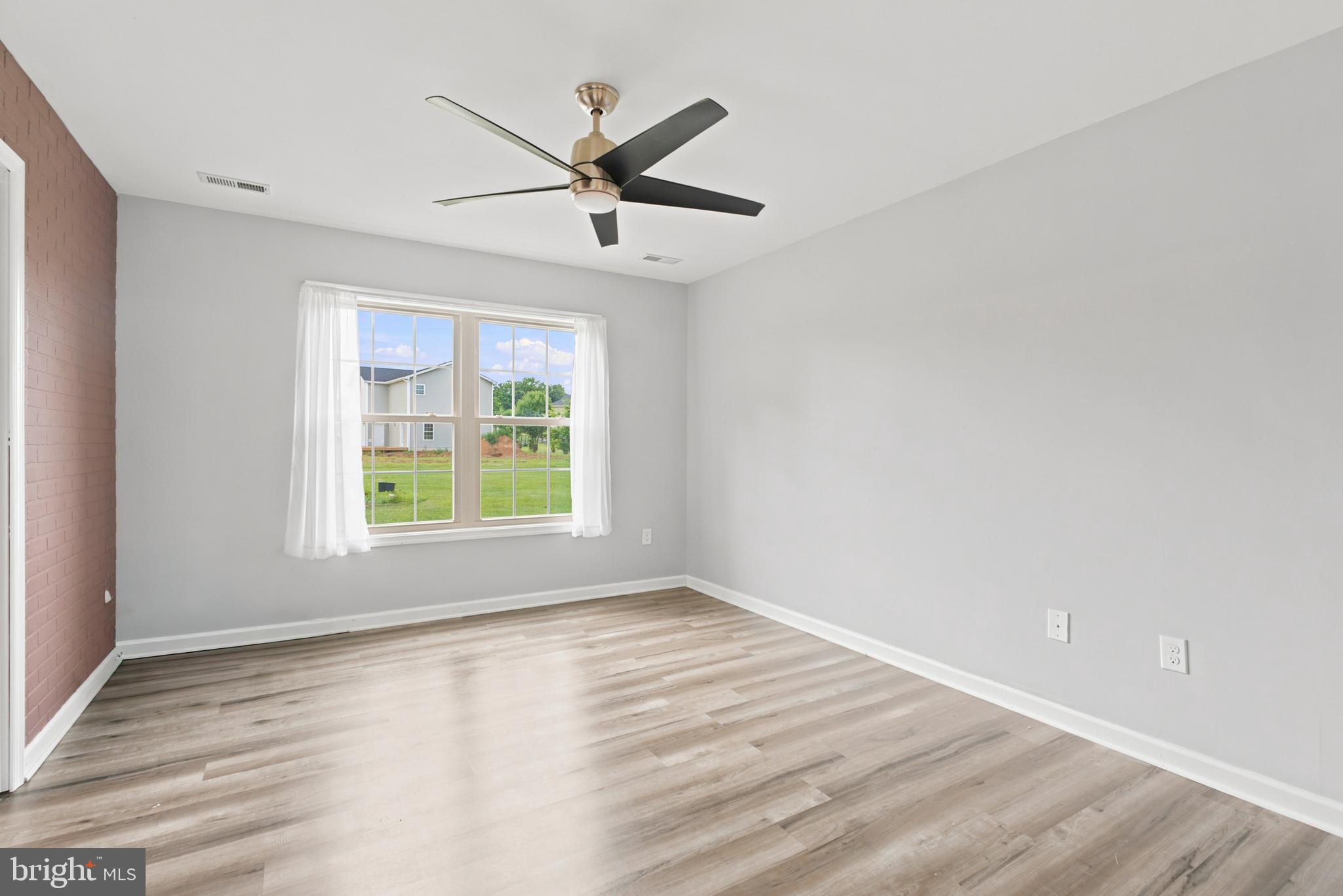 VALLEY VIEW - Residential
