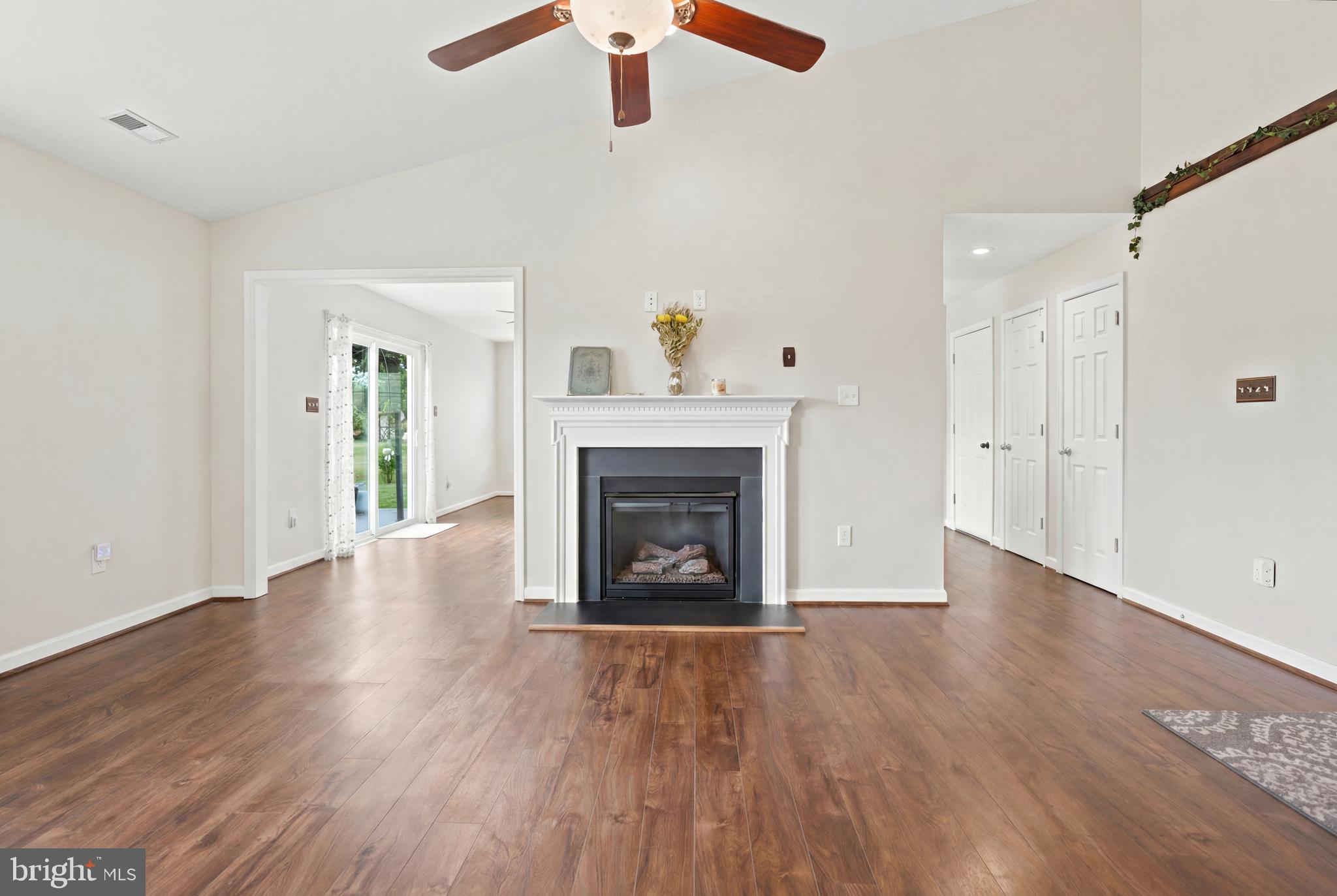 VALLEY VIEW - Residential