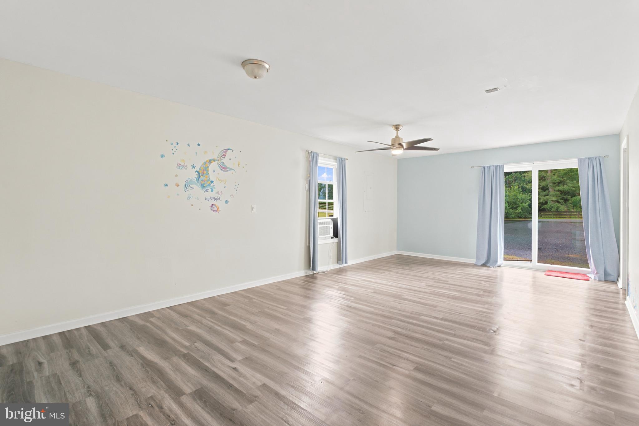 VALLEY VIEW - Residential