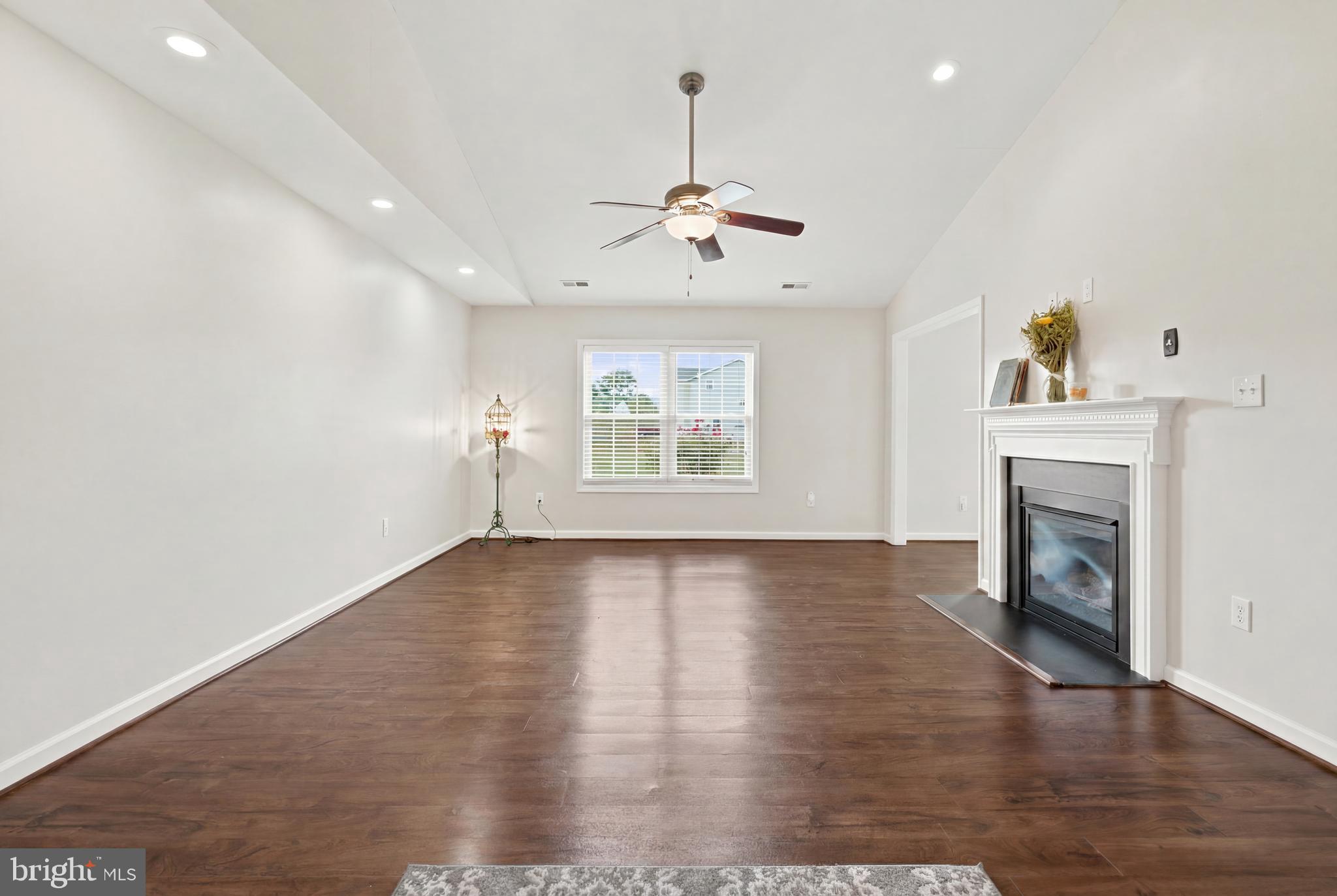 VALLEY VIEW - Residential