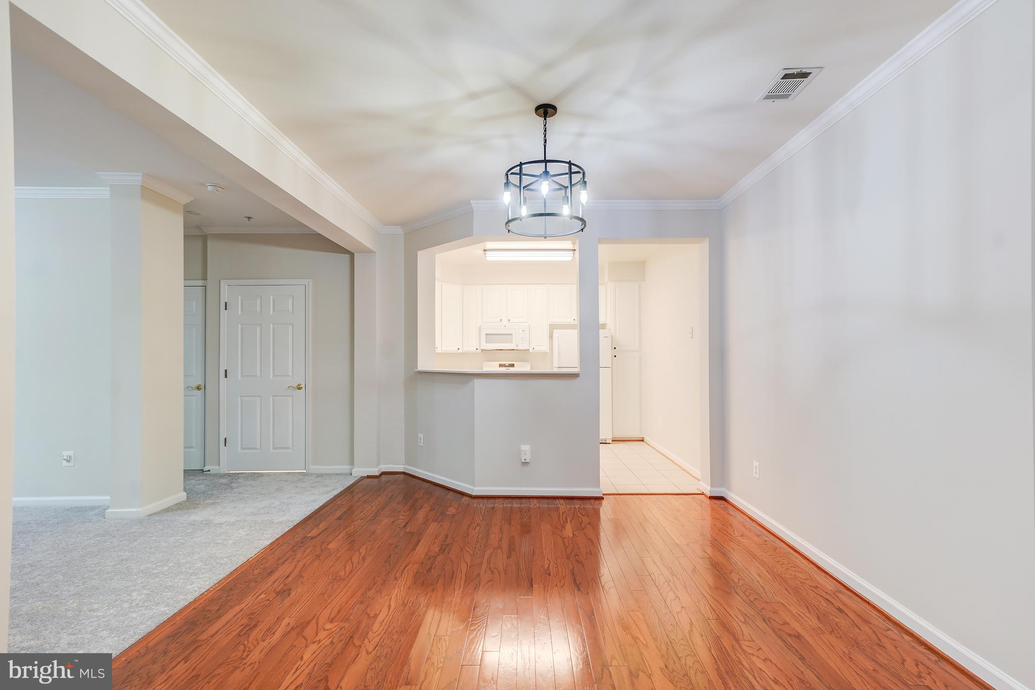 LAKELANDS RIDGE - Residential