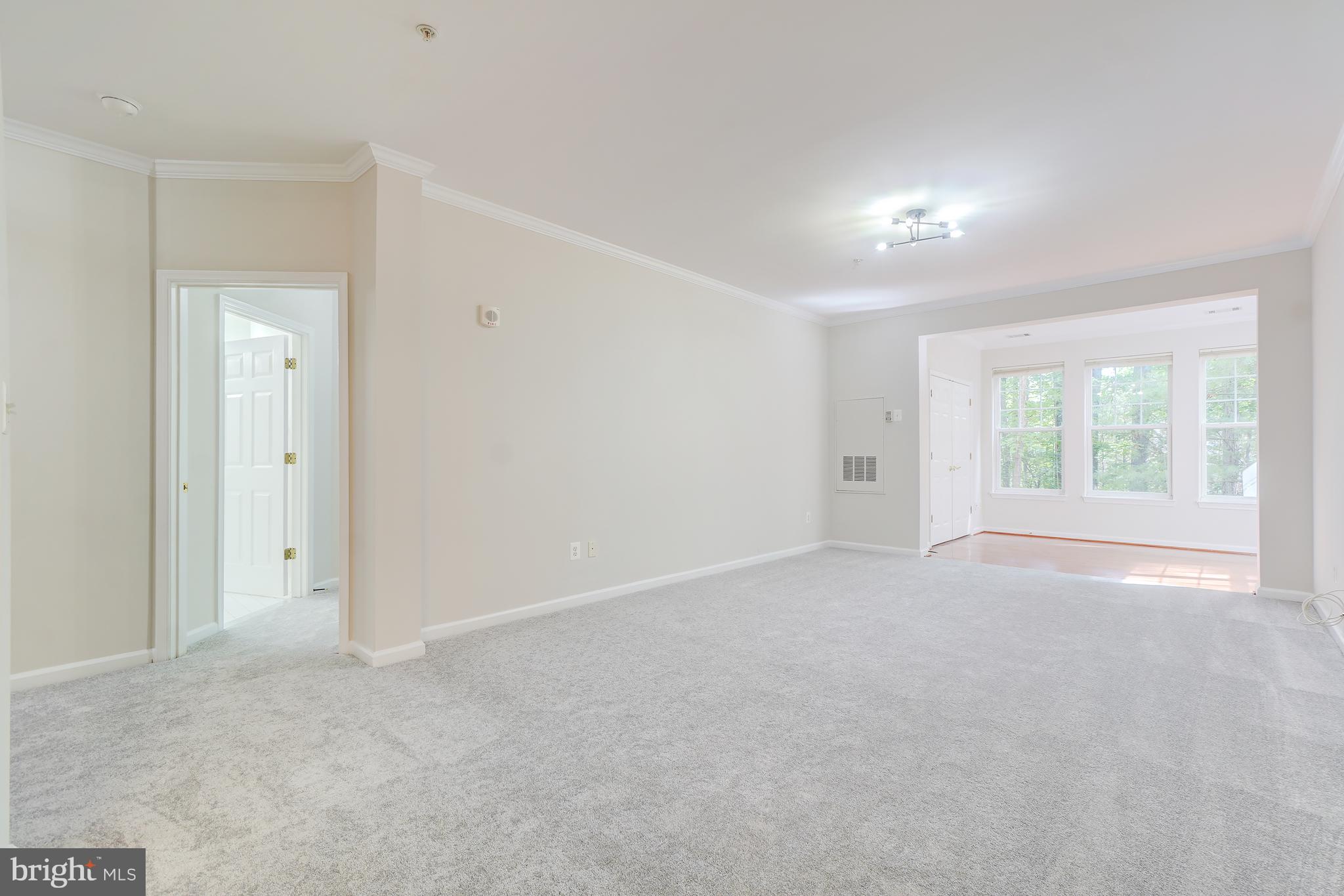 LAKELANDS RIDGE - Residential
