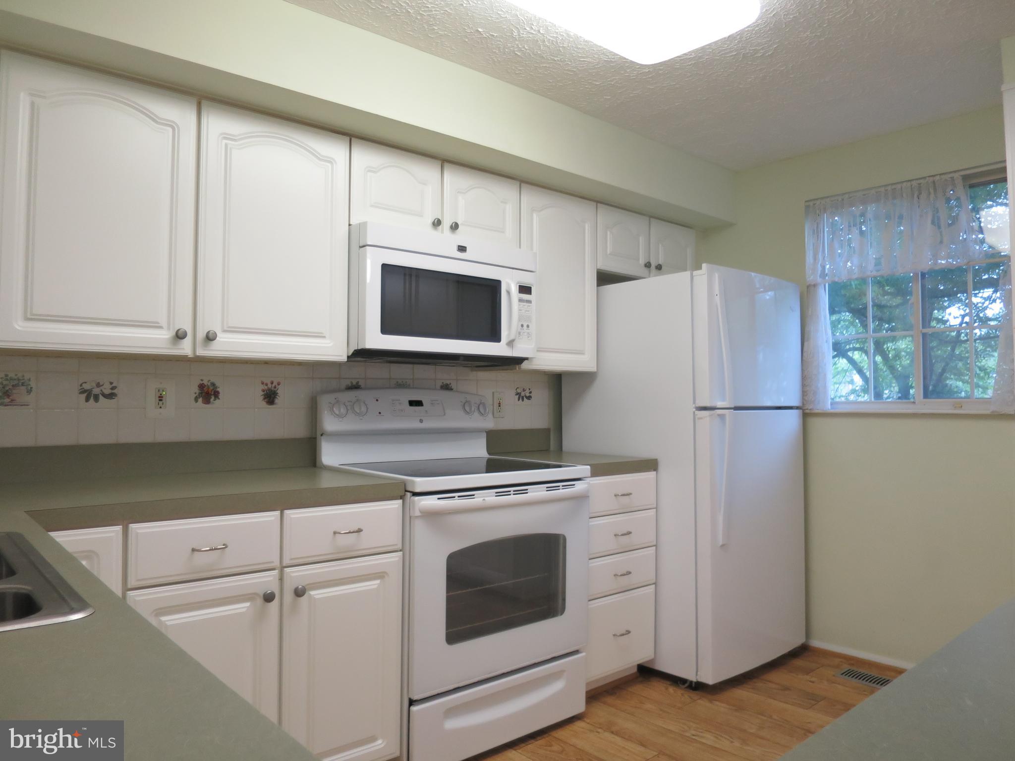 PARK OVERLOOK - Residential Lease