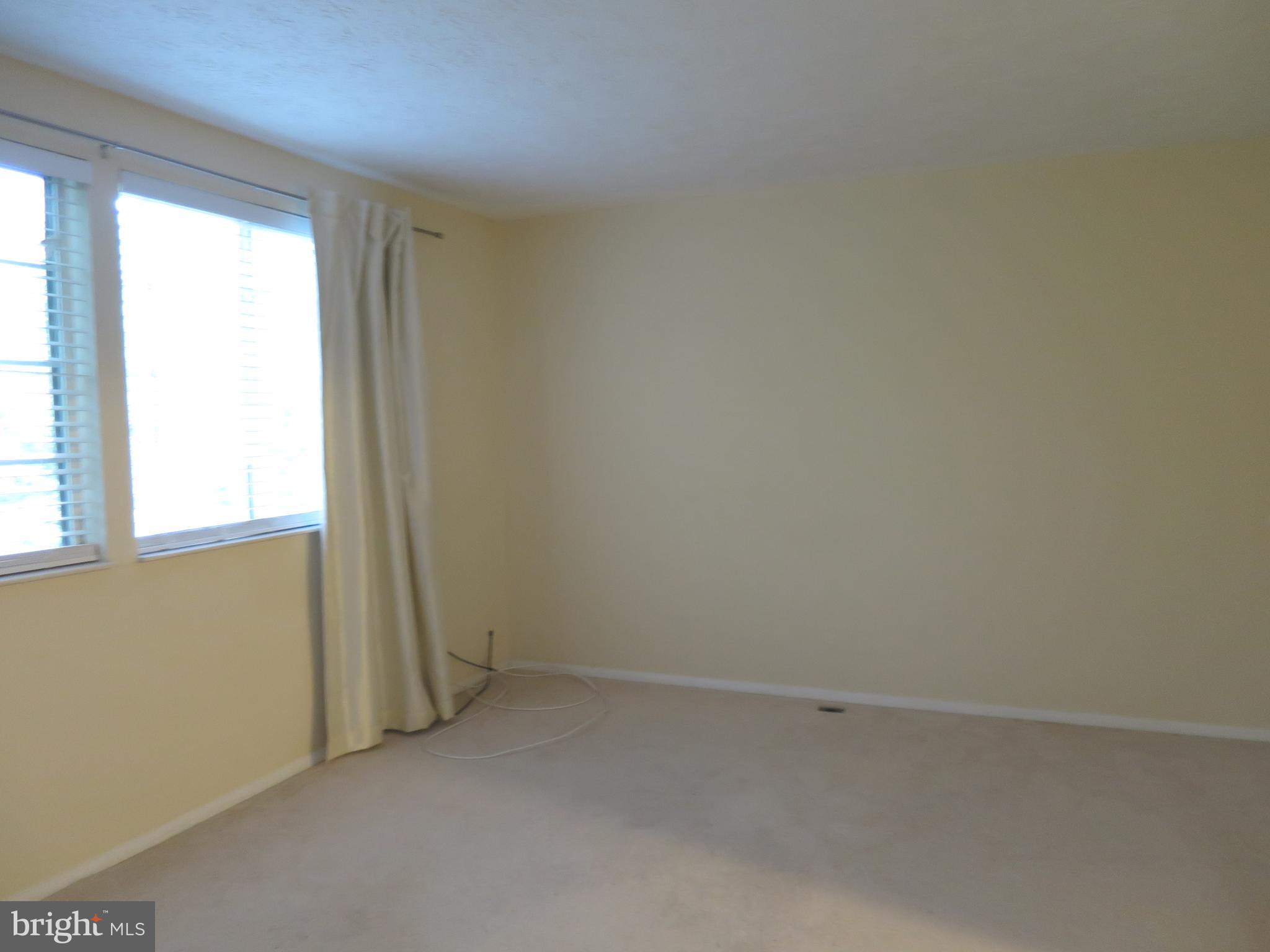 PARK OVERLOOK - Residential Lease