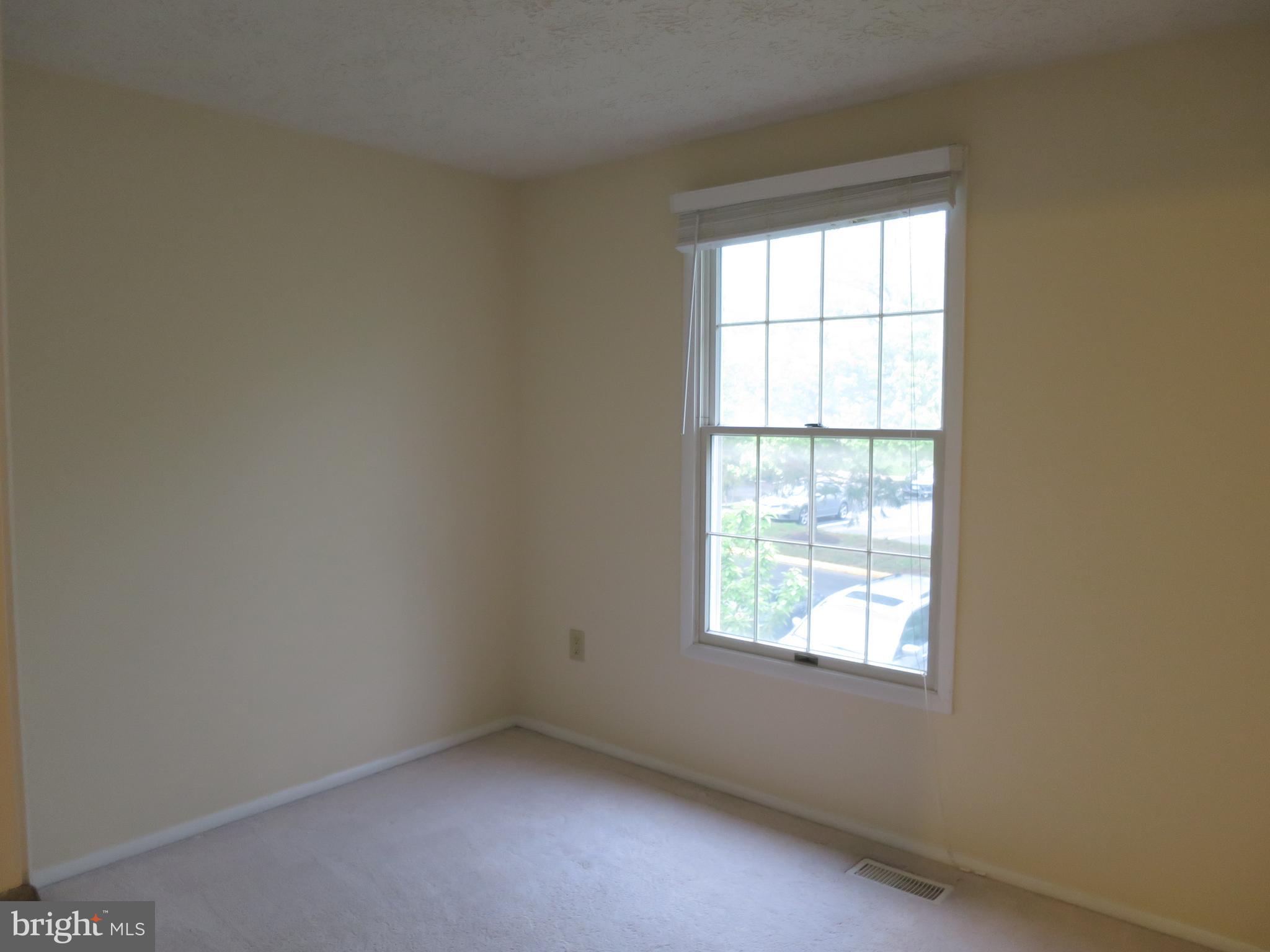 PARK OVERLOOK - Residential Lease