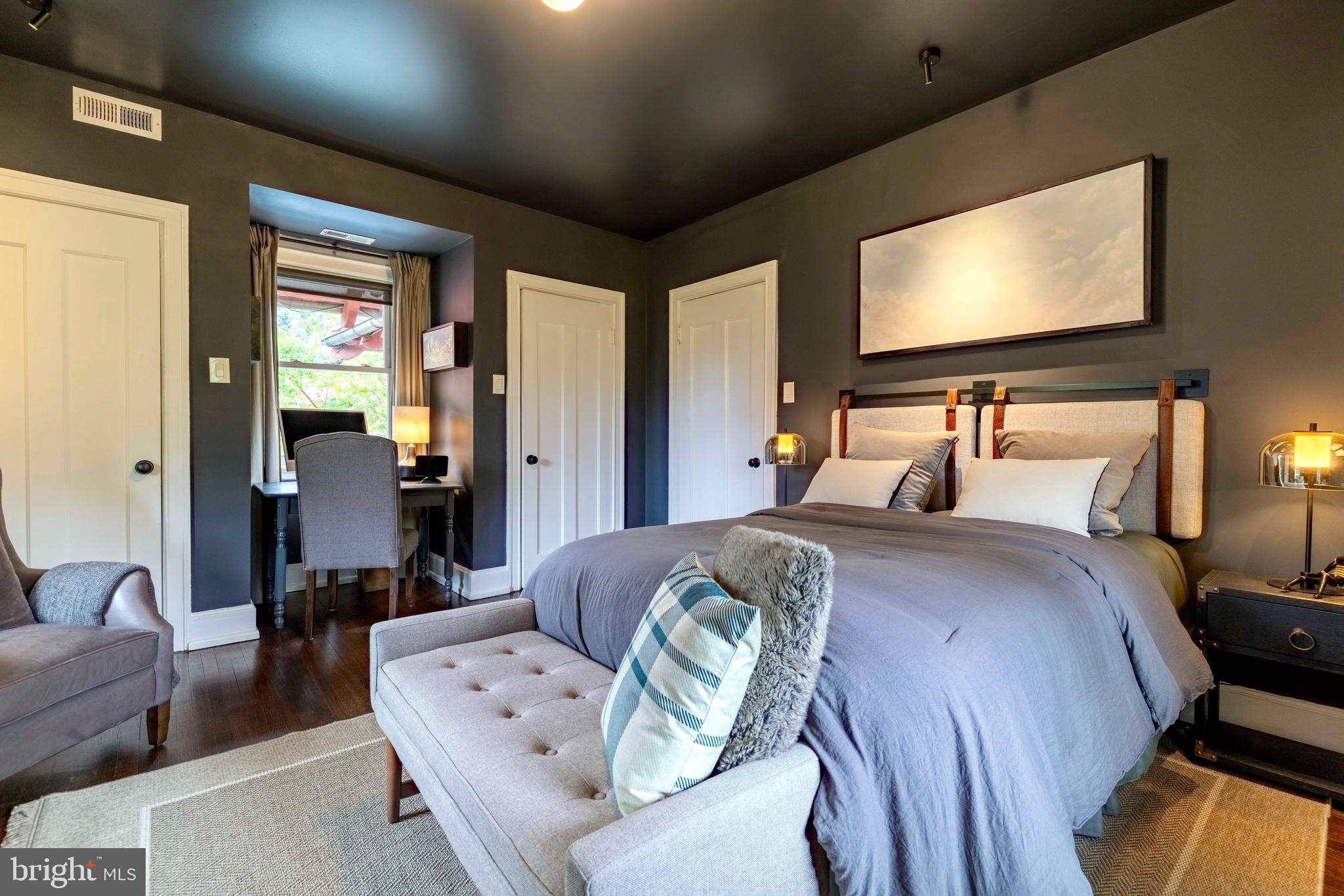 JENKINTOWN MANOR - Residential