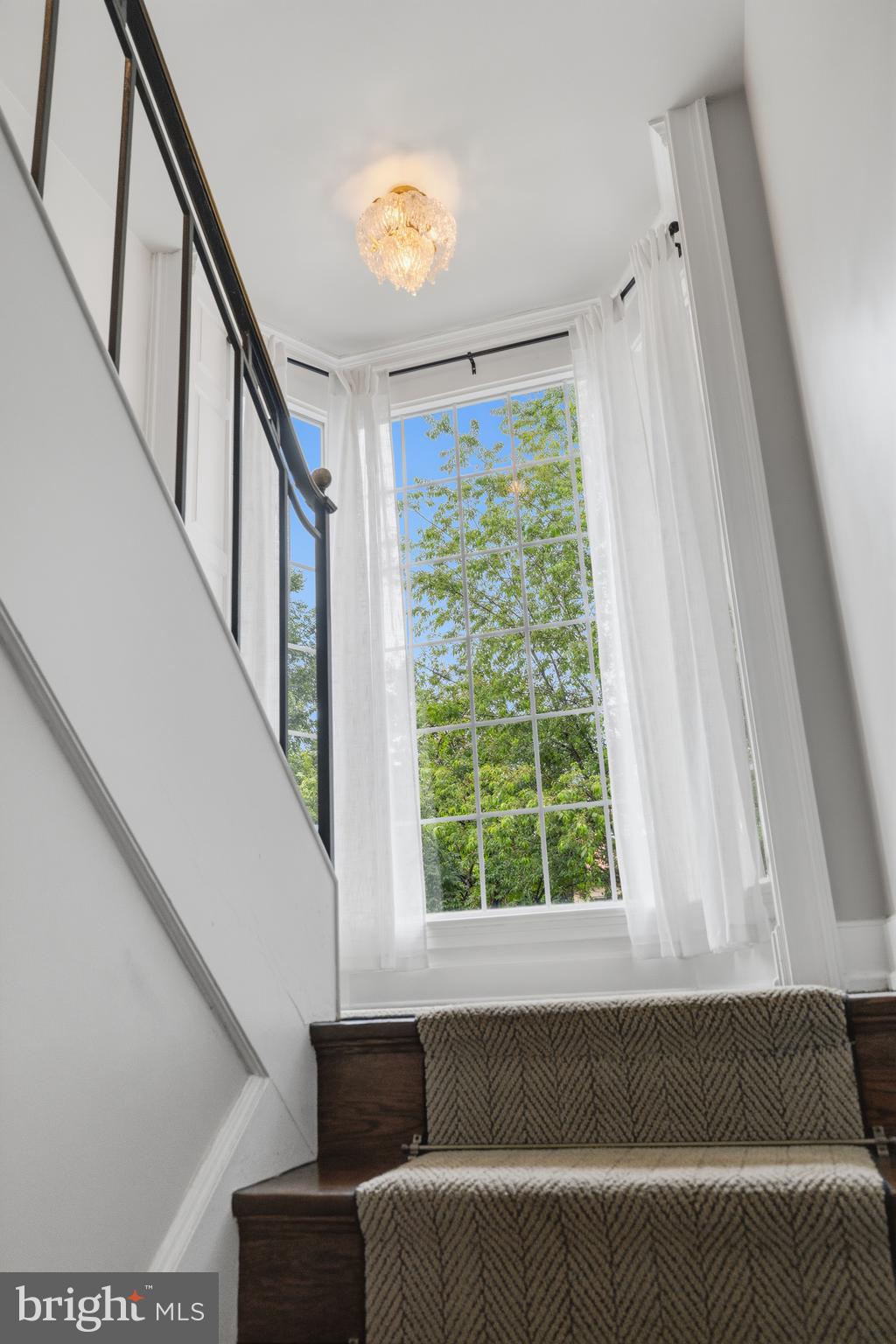JENKINTOWN MANOR - Residential