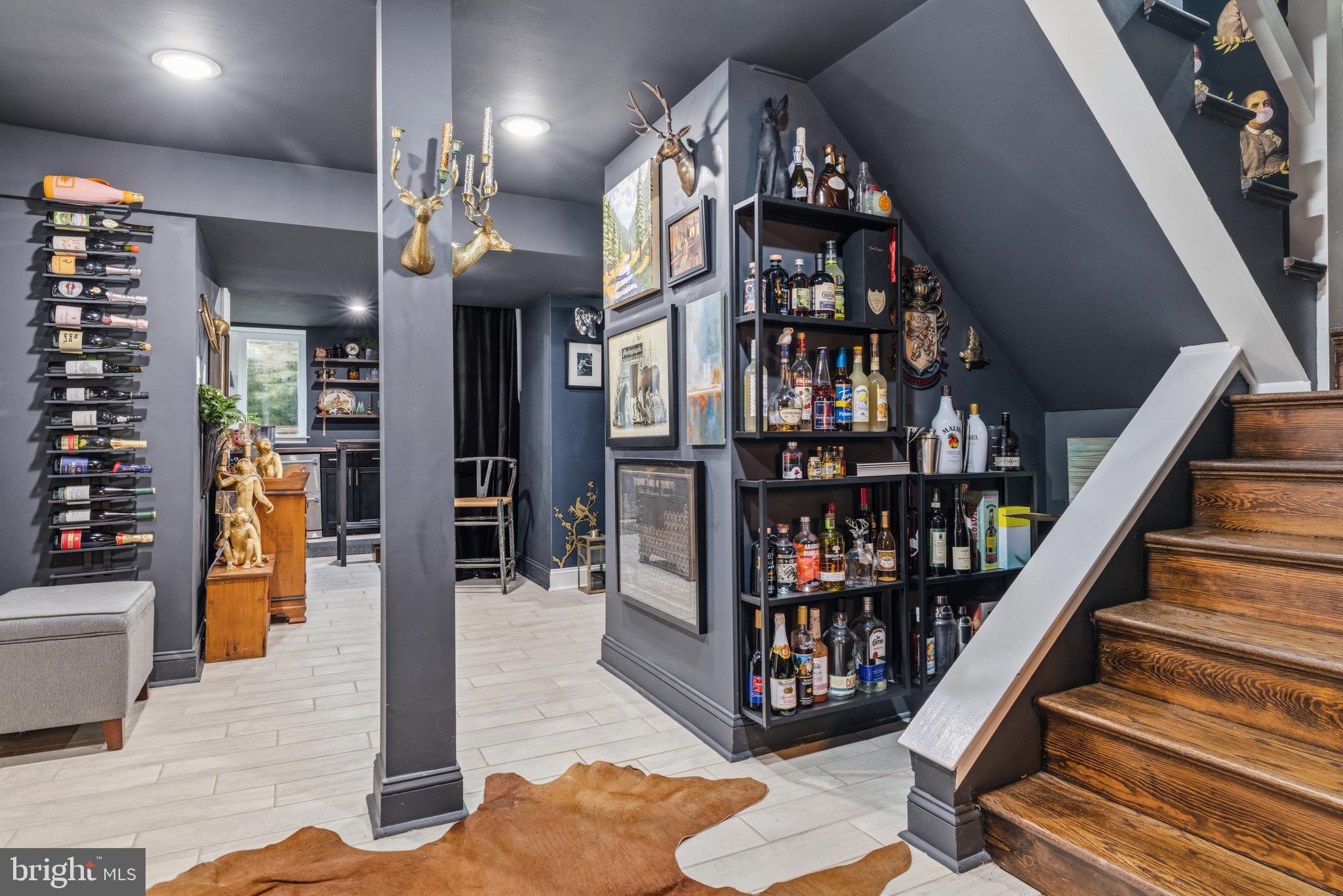 JENKINTOWN MANOR - Residential