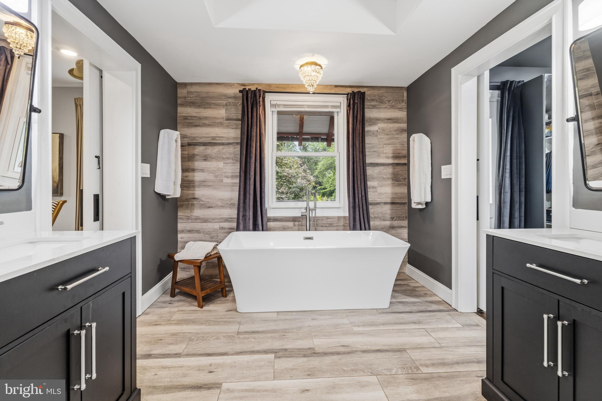 JENKINTOWN MANOR - Residential