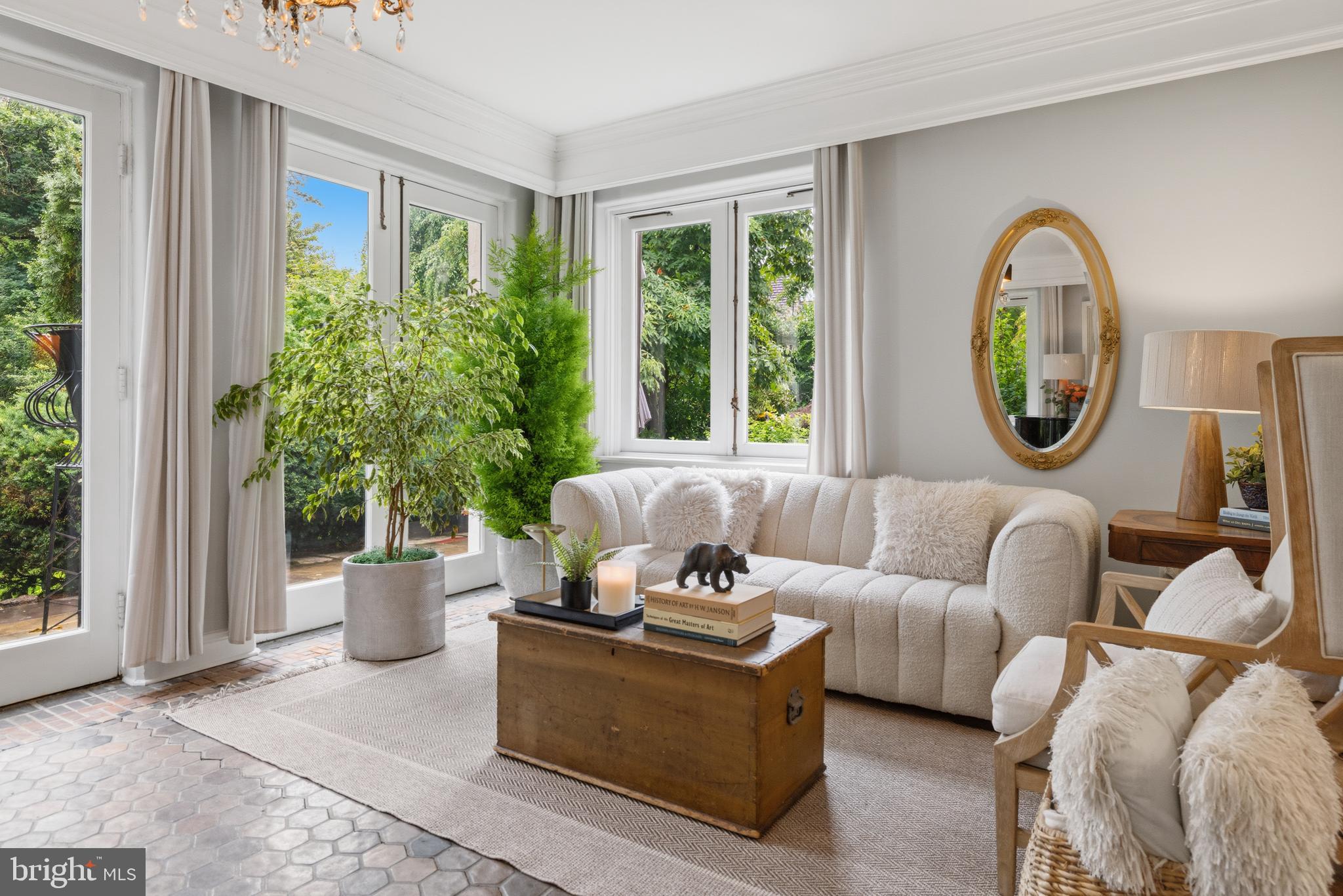 JENKINTOWN MANOR - Residential