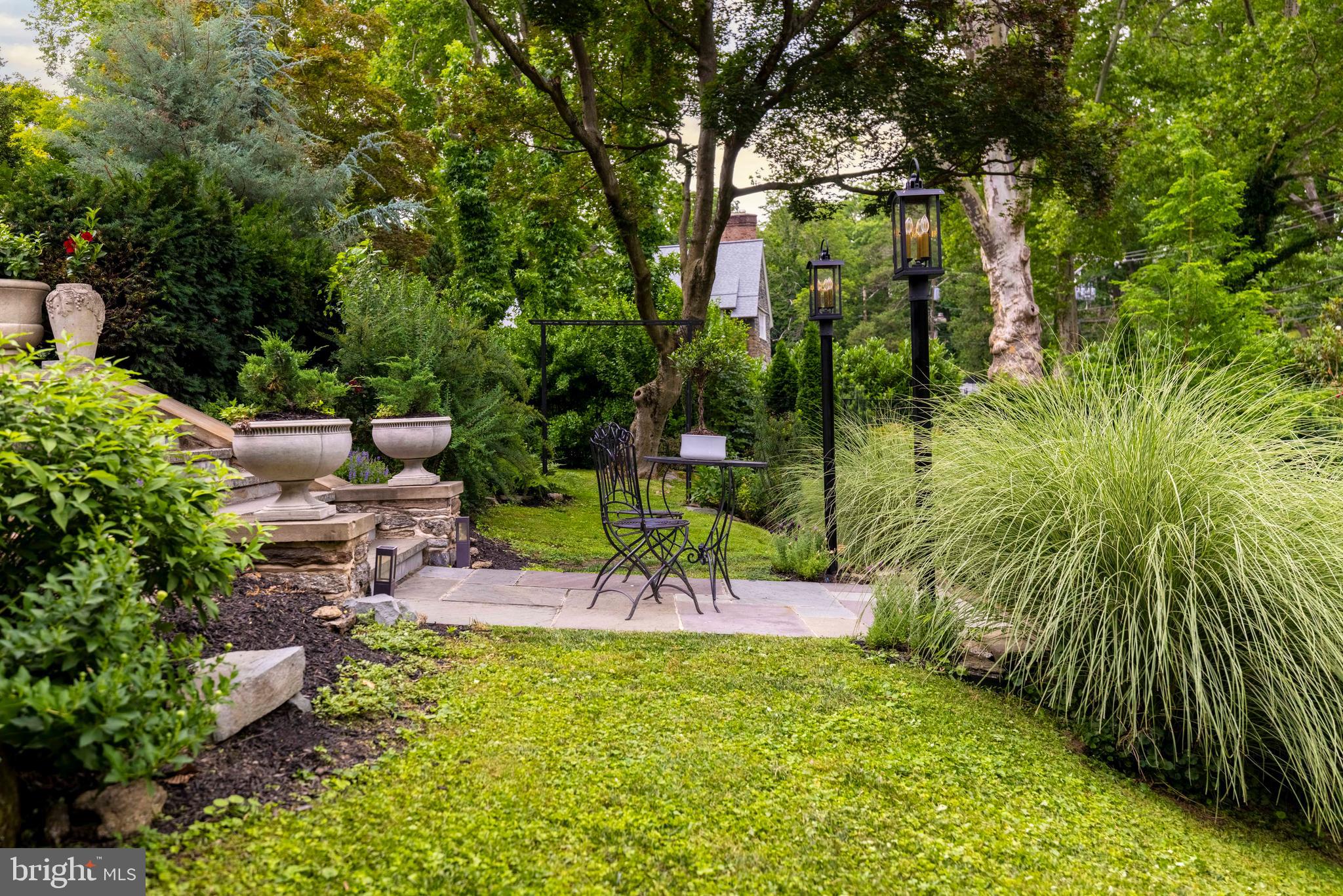 JENKINTOWN MANOR - Residential