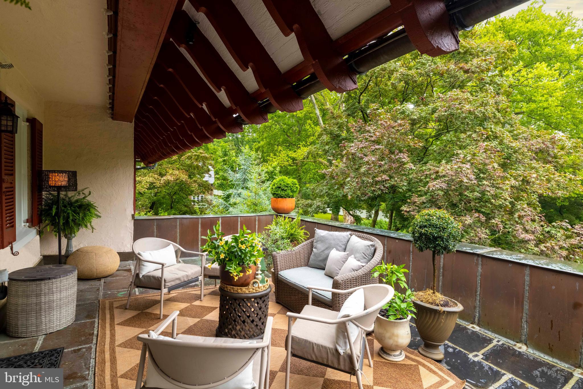 JENKINTOWN MANOR - Residential