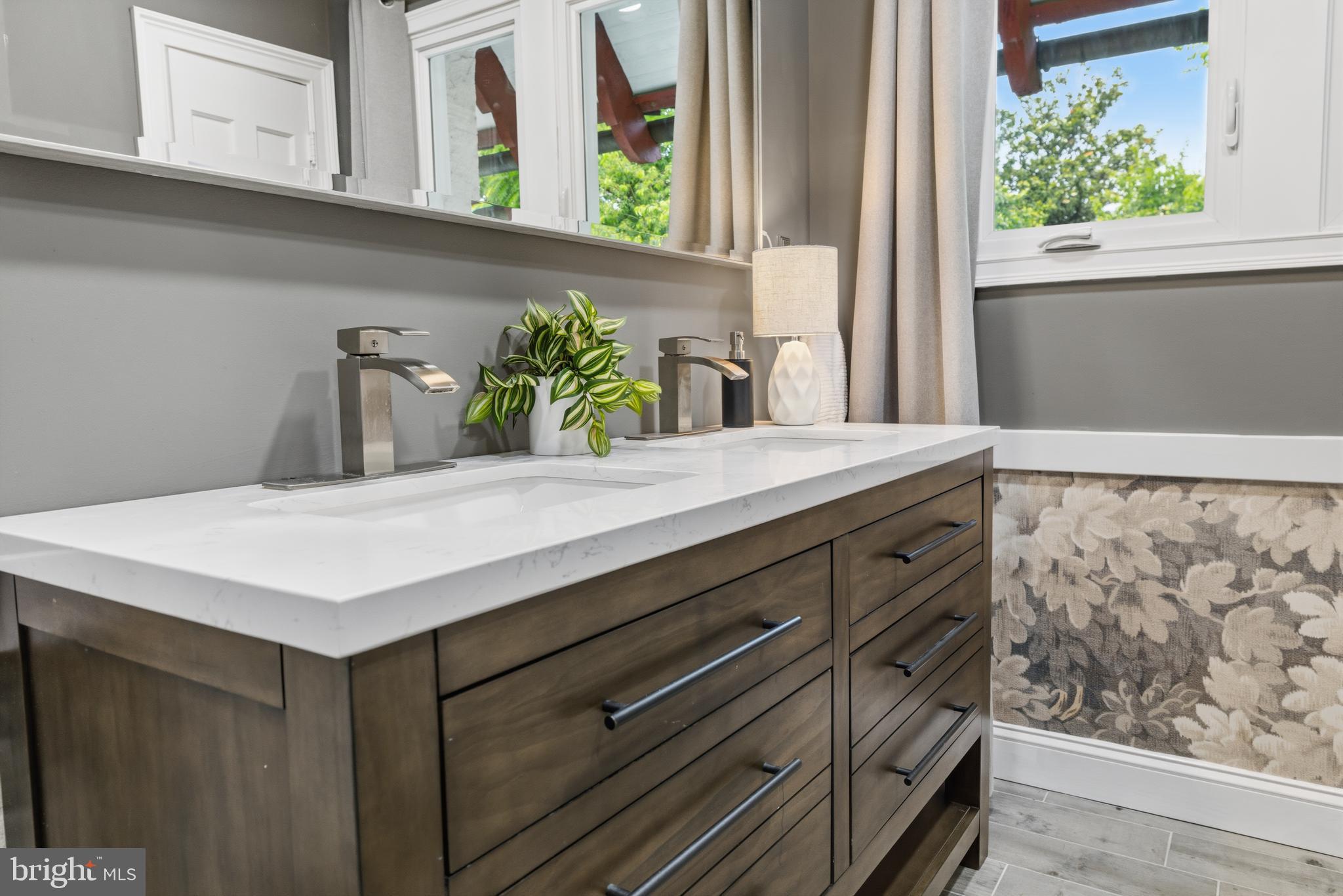 JENKINTOWN MANOR - Residential