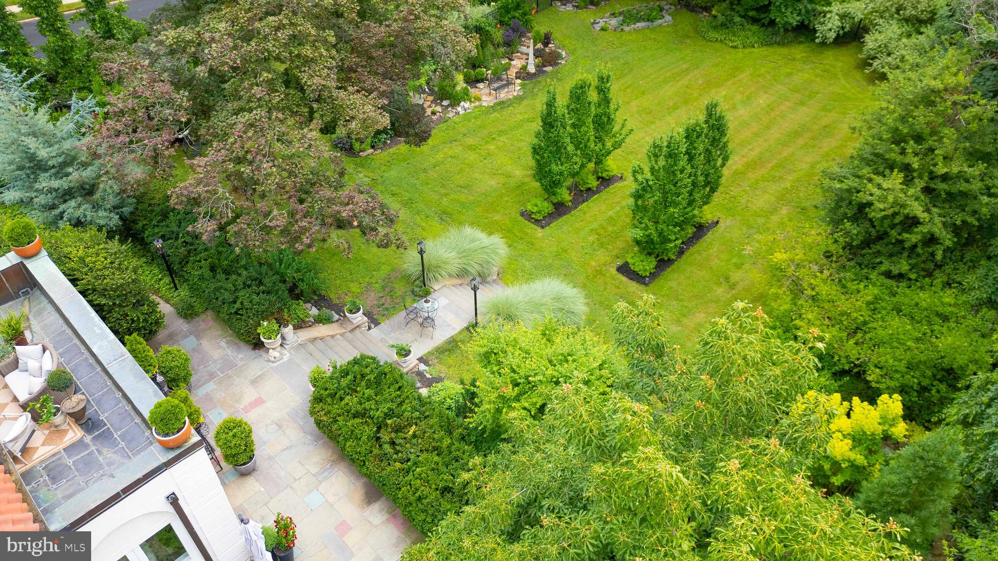 JENKINTOWN MANOR - Residential
