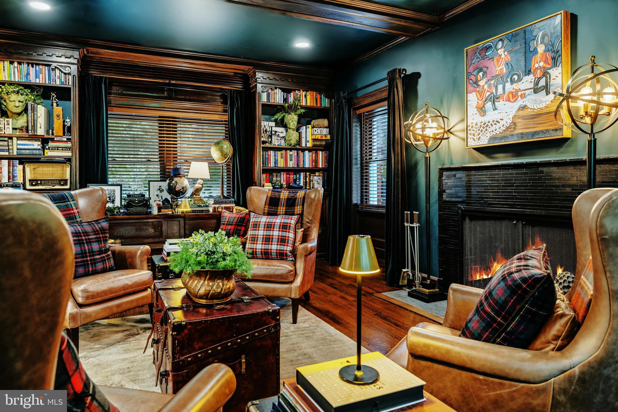 JENKINTOWN MANOR - Residential