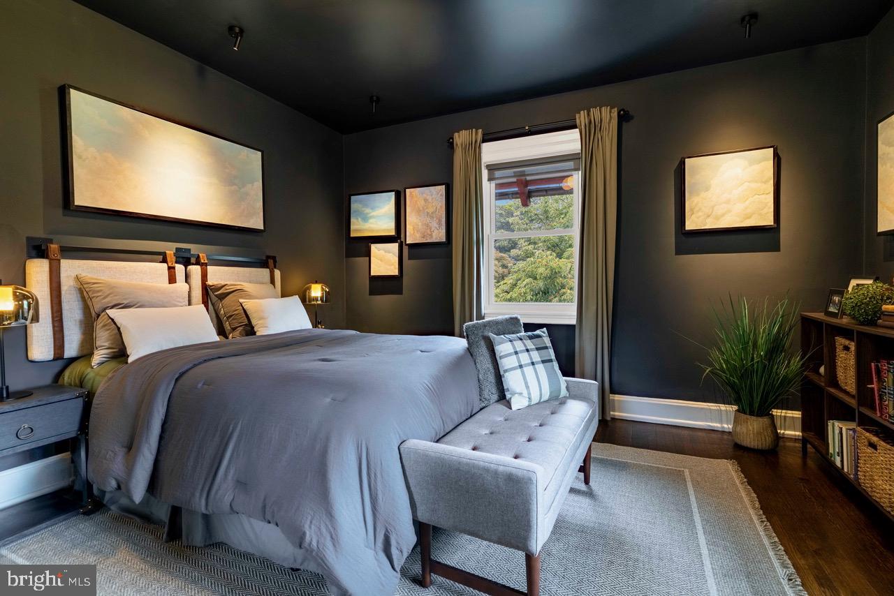 JENKINTOWN MANOR - Residential