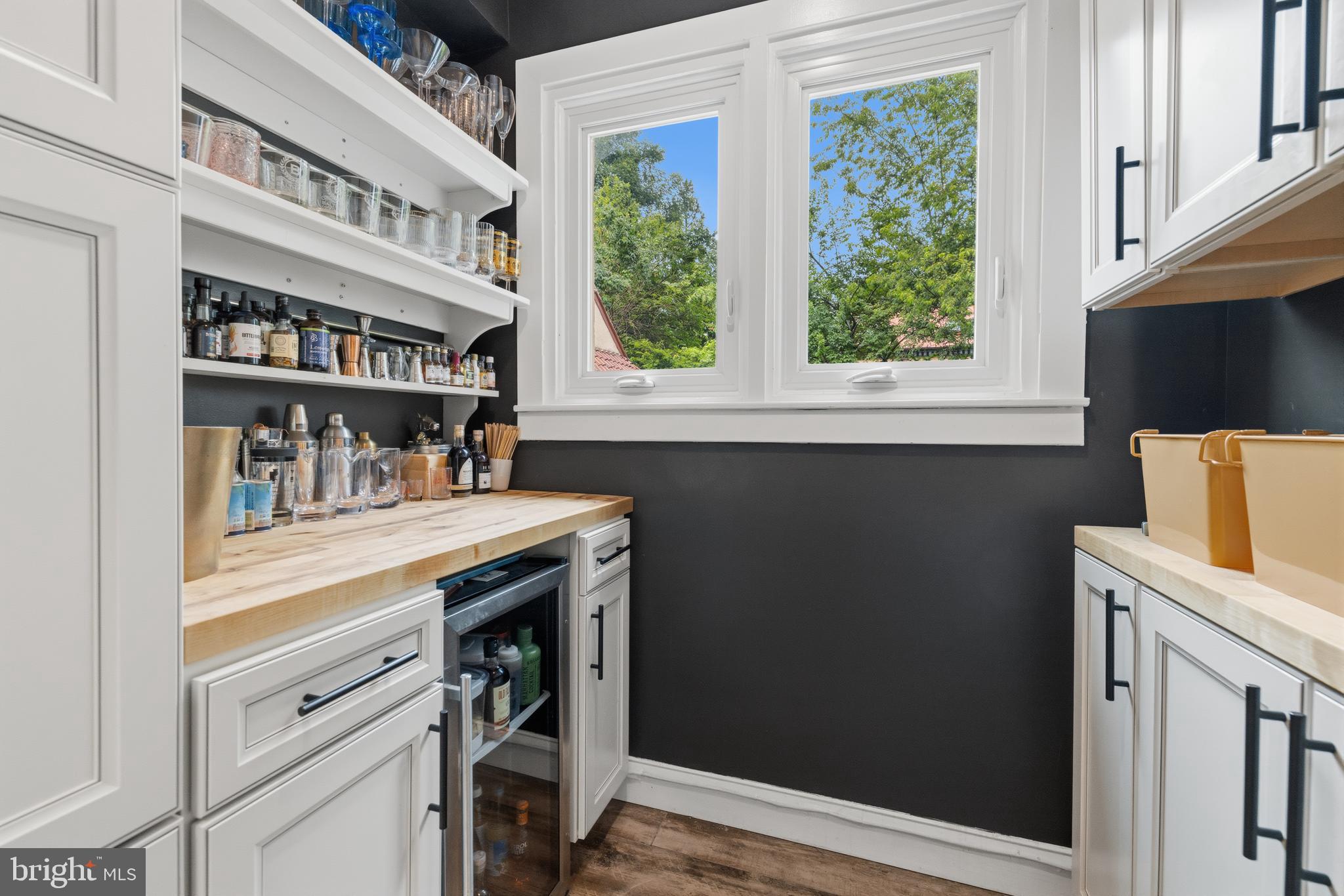 JENKINTOWN MANOR - Residential