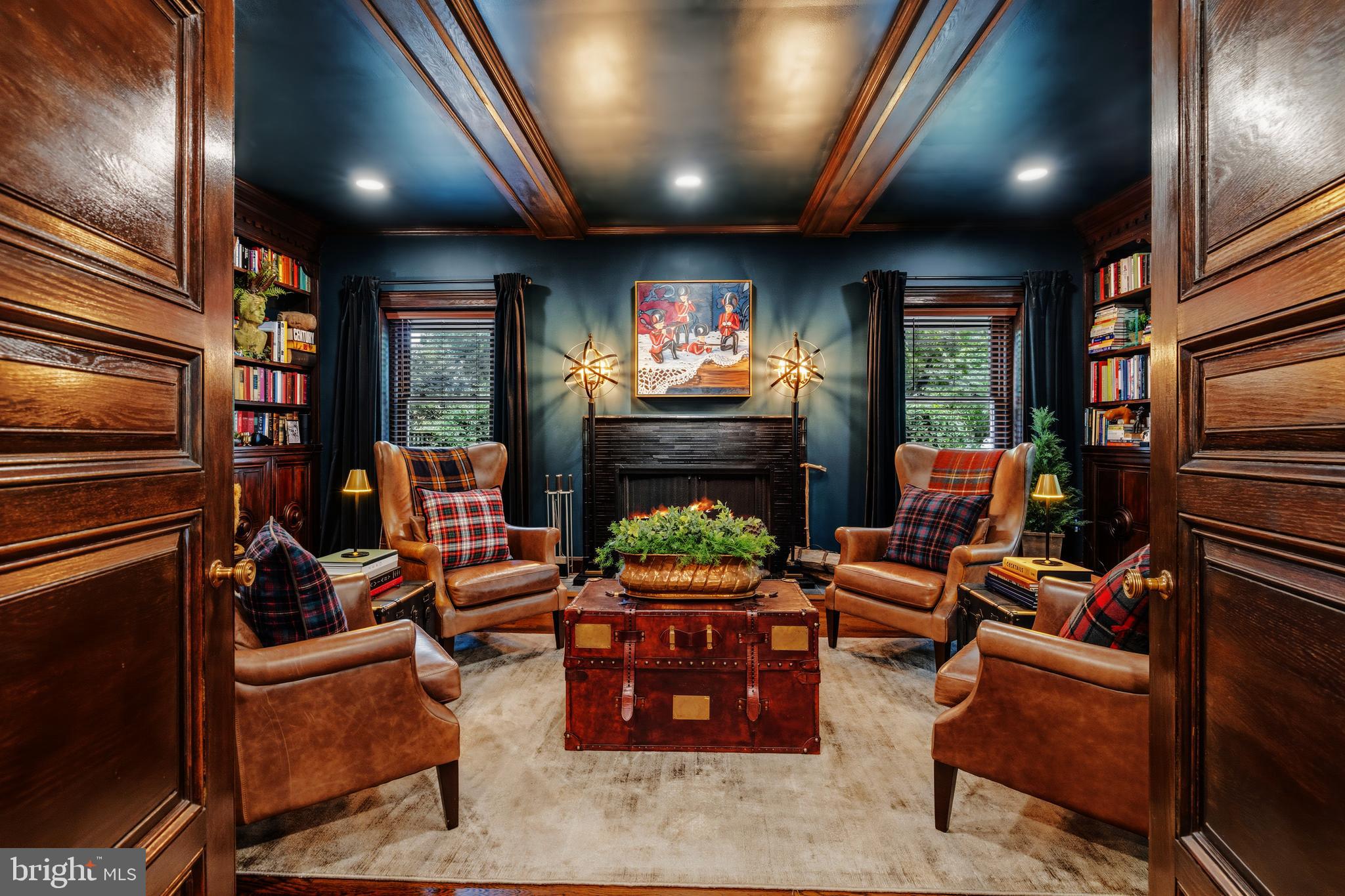 JENKINTOWN MANOR - Residential