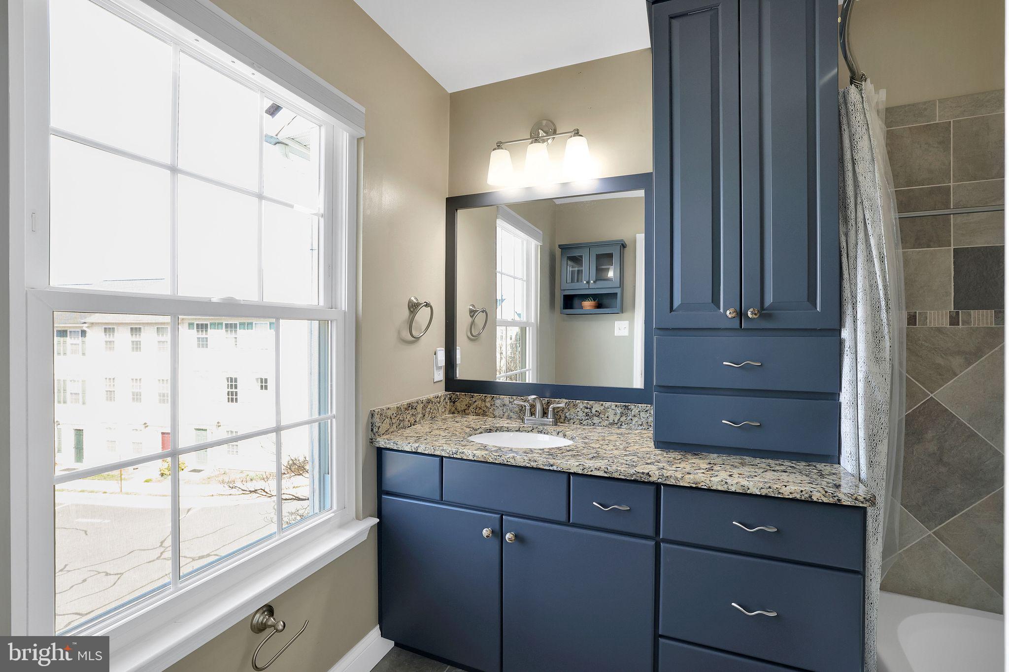 GROVEWOOD - Residential