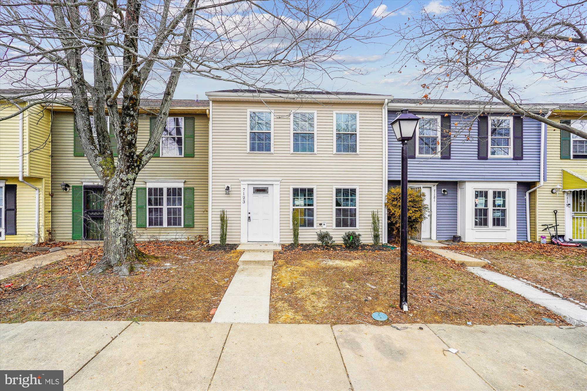 CLINTON PLAZA TOWNHOUSES - Residential