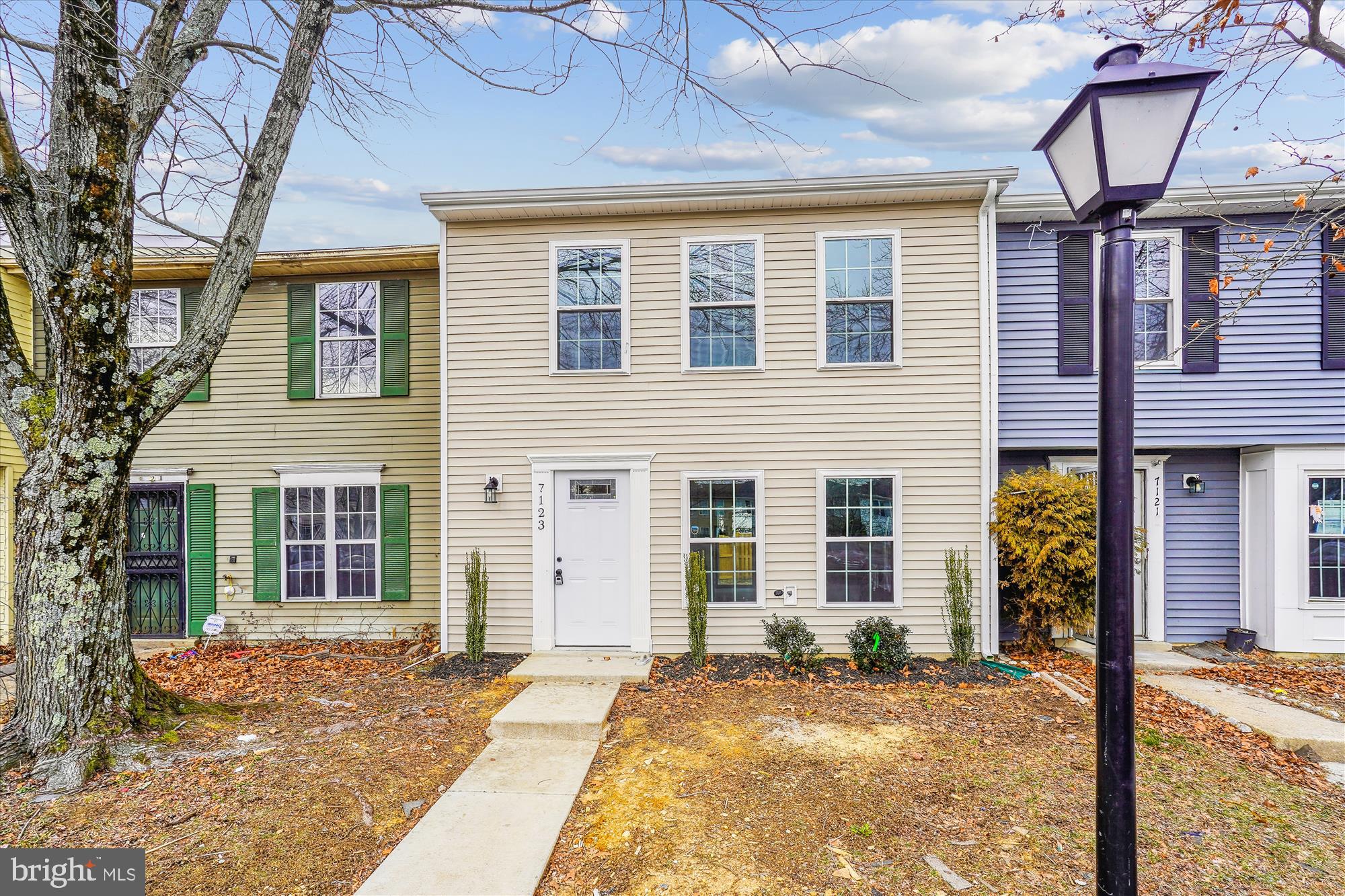 CLINTON PLAZA TOWNHOUSES - Residential