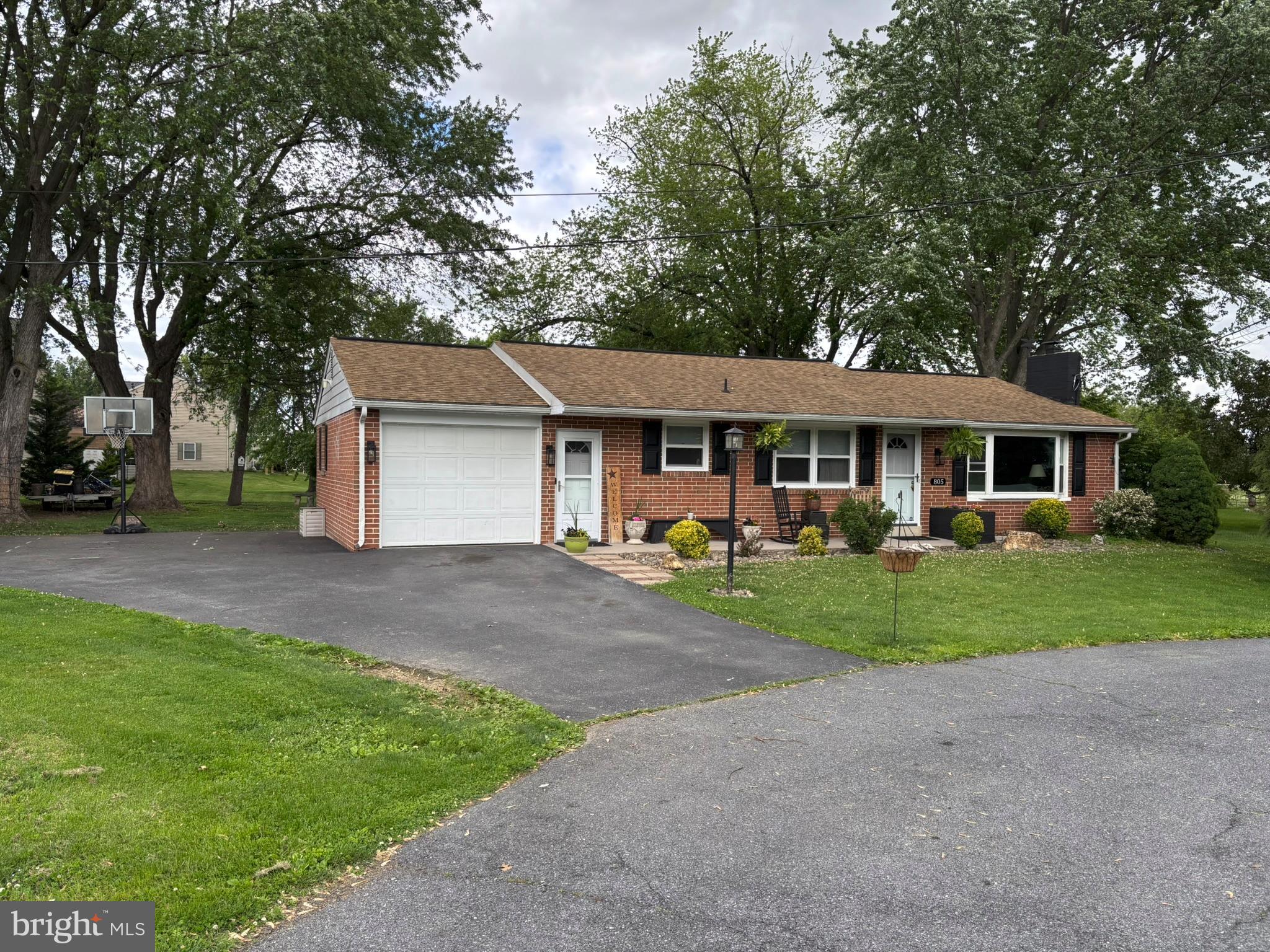 E. DONEGAL TWP - Residential