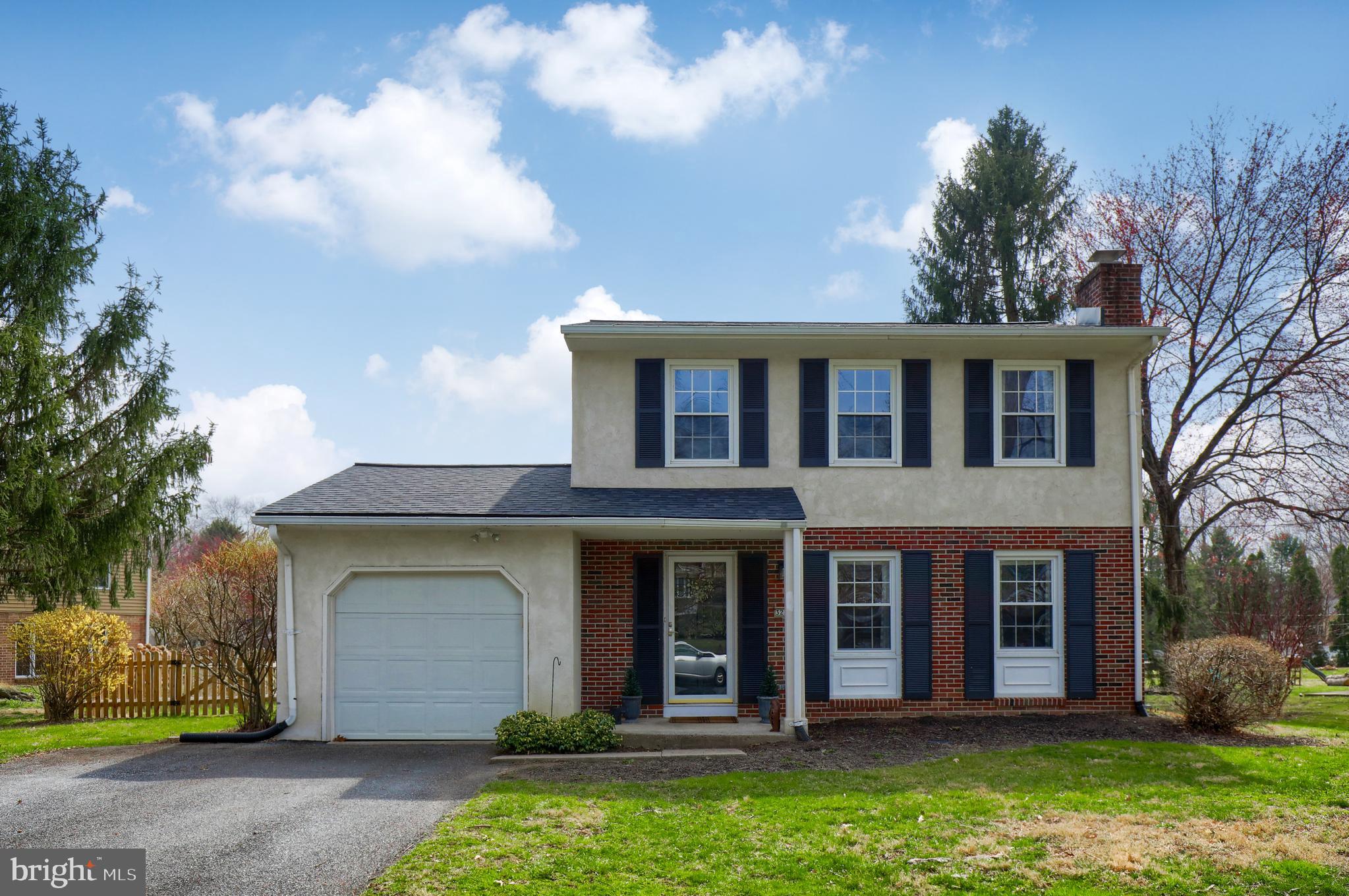 GOLDEN ACRES - Residential