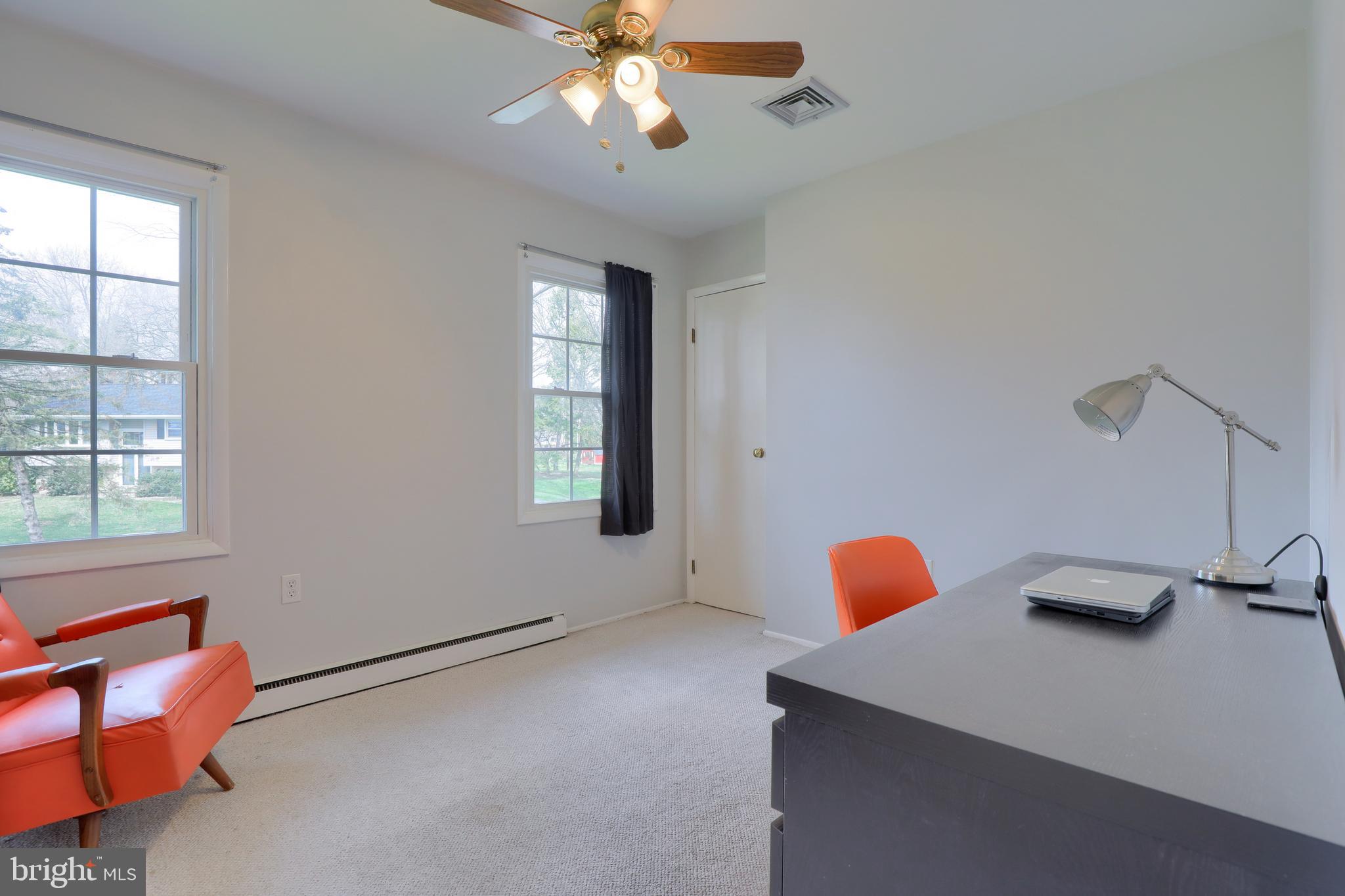 GOLDEN ACRES - Residential