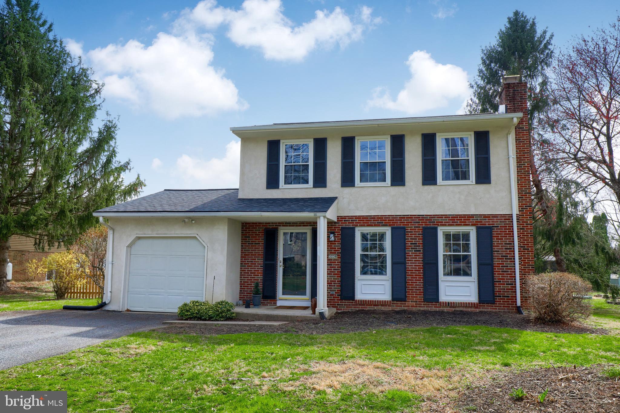 GOLDEN ACRES - Residential