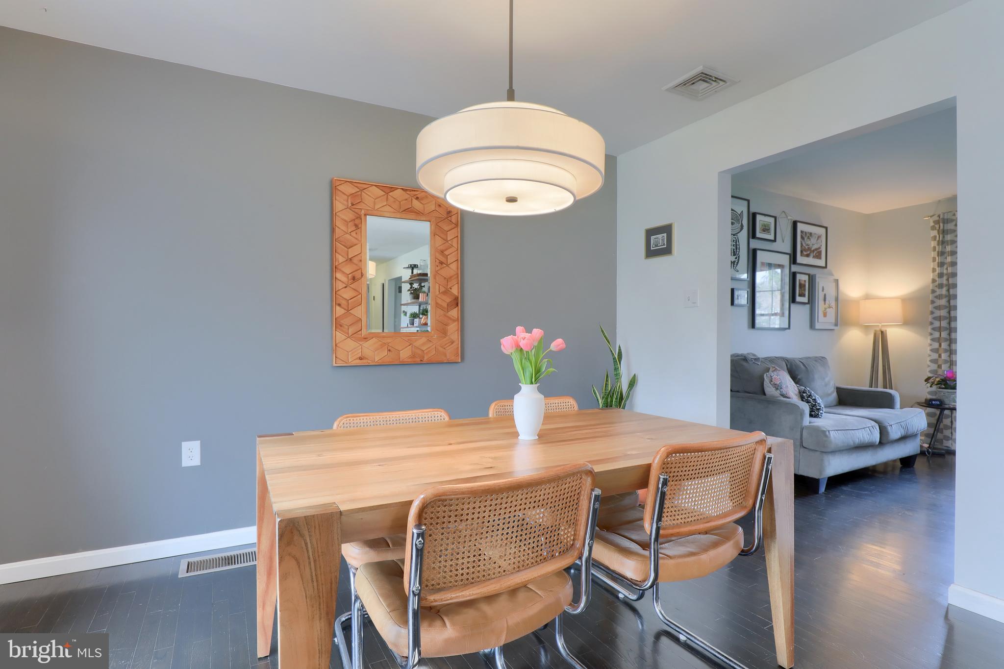 GOLDEN ACRES - Residential