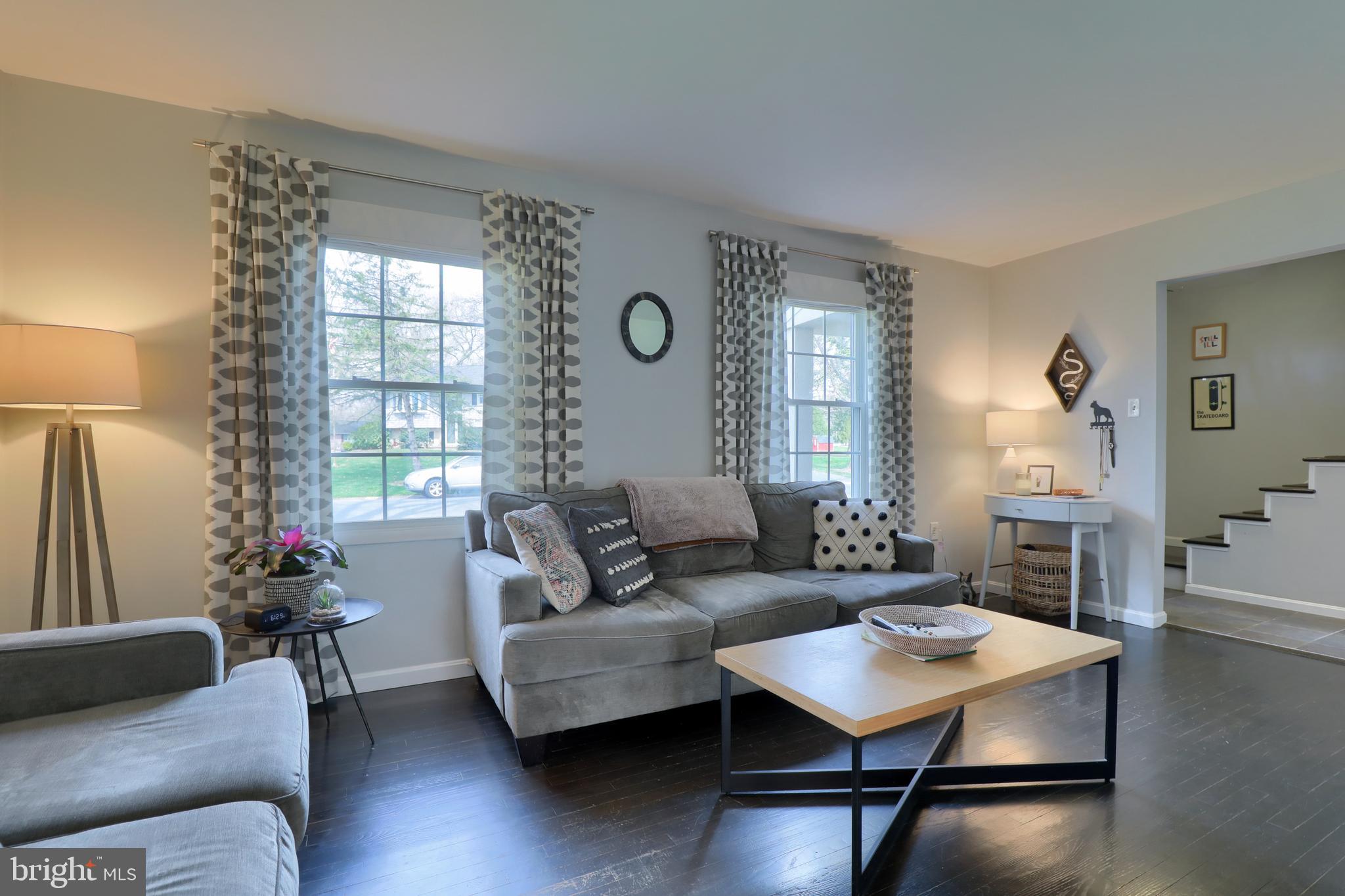 GOLDEN ACRES - Residential