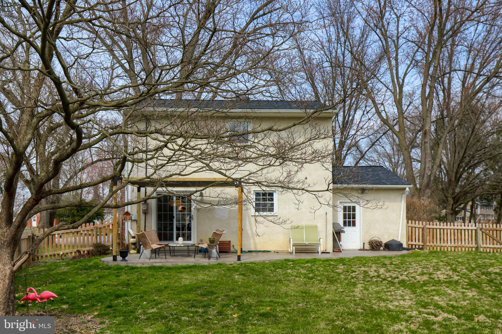 GOLDEN ACRES - Residential
