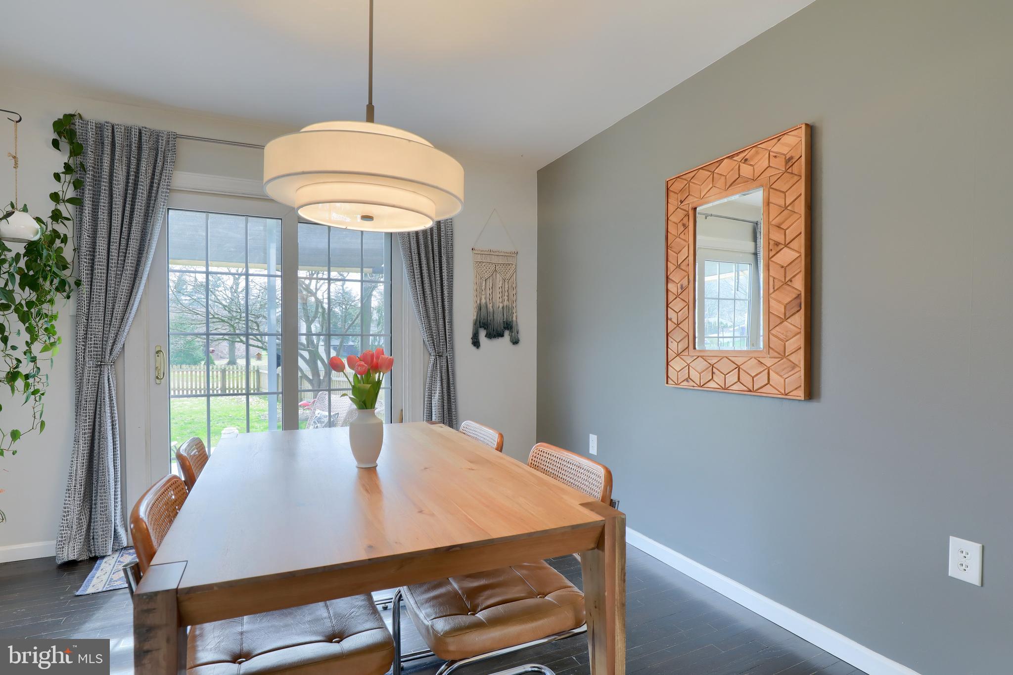 GOLDEN ACRES - Residential