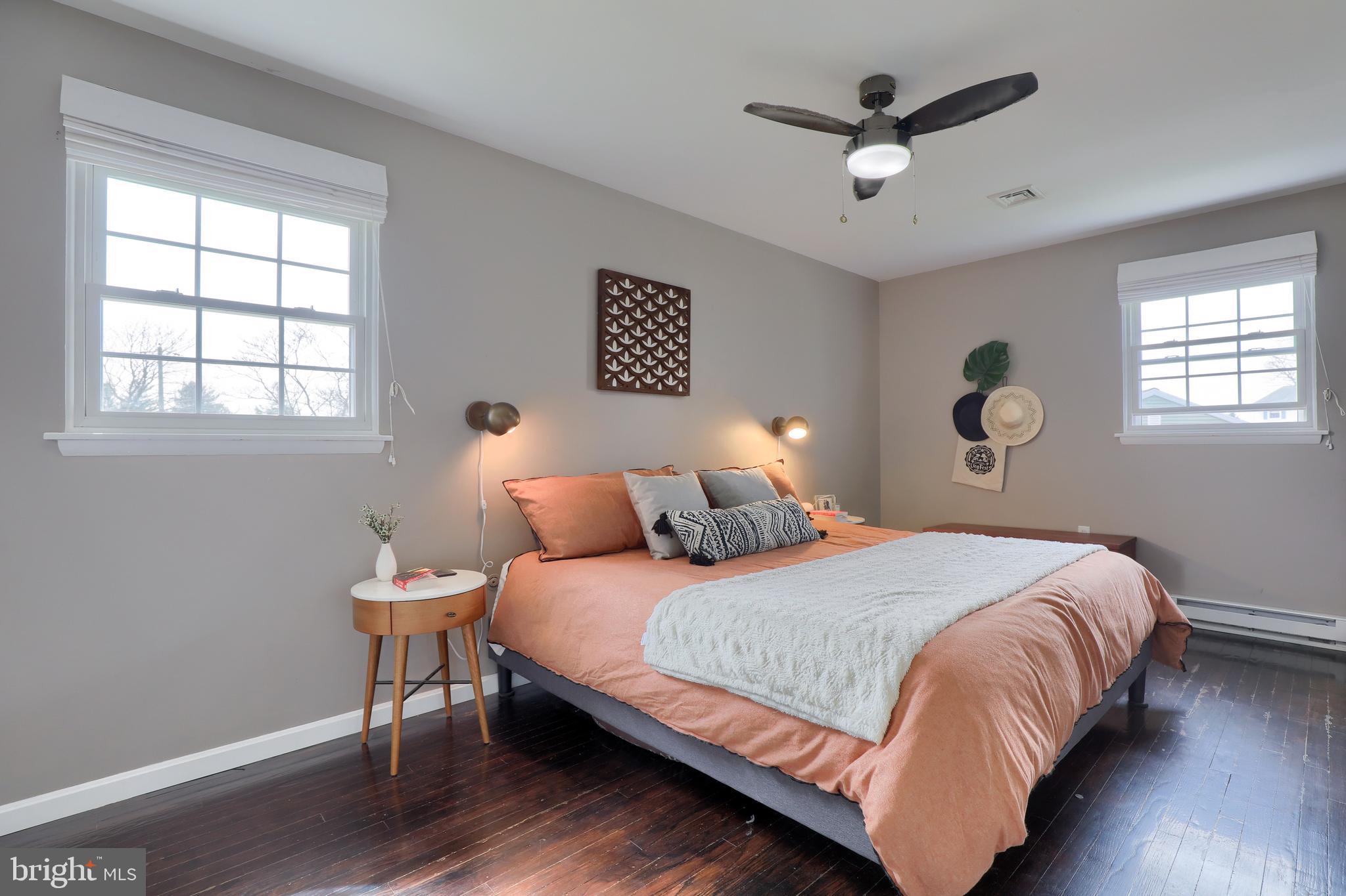 GOLDEN ACRES - Residential