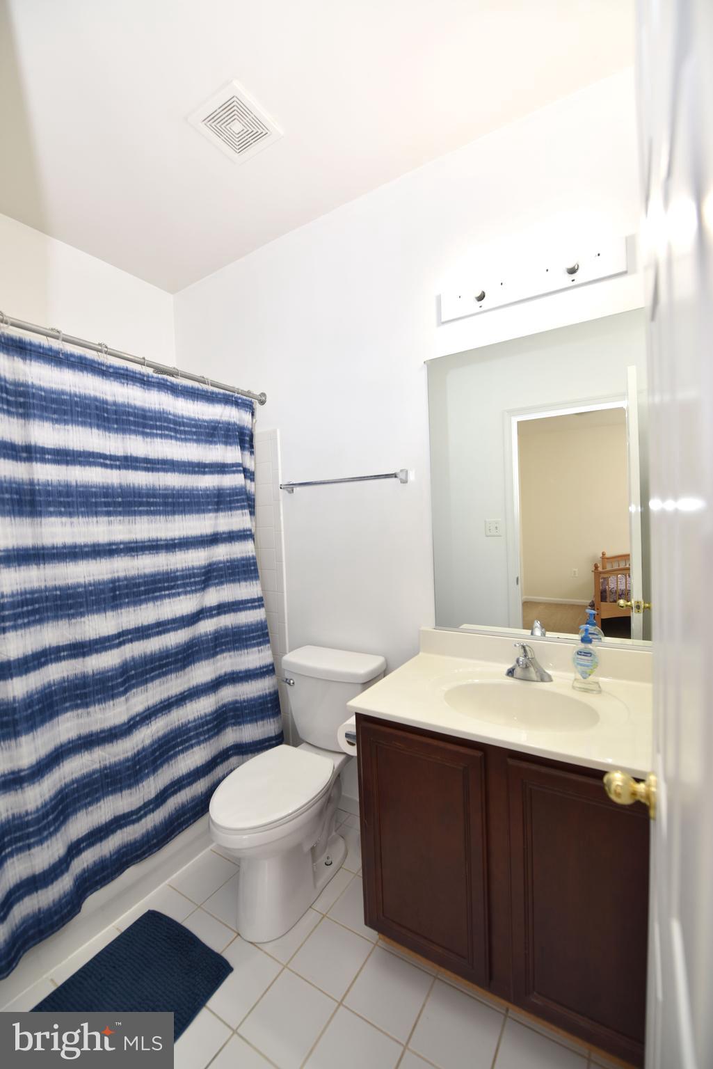 LAKE POINT ROUND HILL - Residential Lease