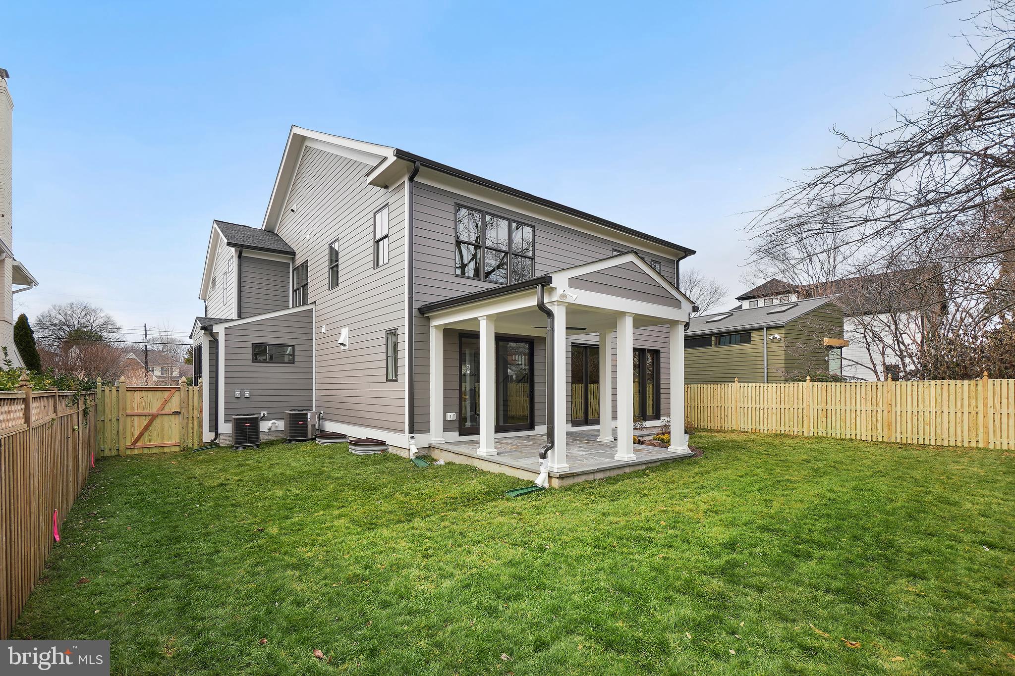 BRADMOOR - Residential