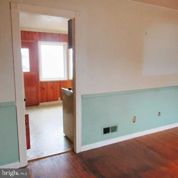 GLEN BURNIE PARK - Residential