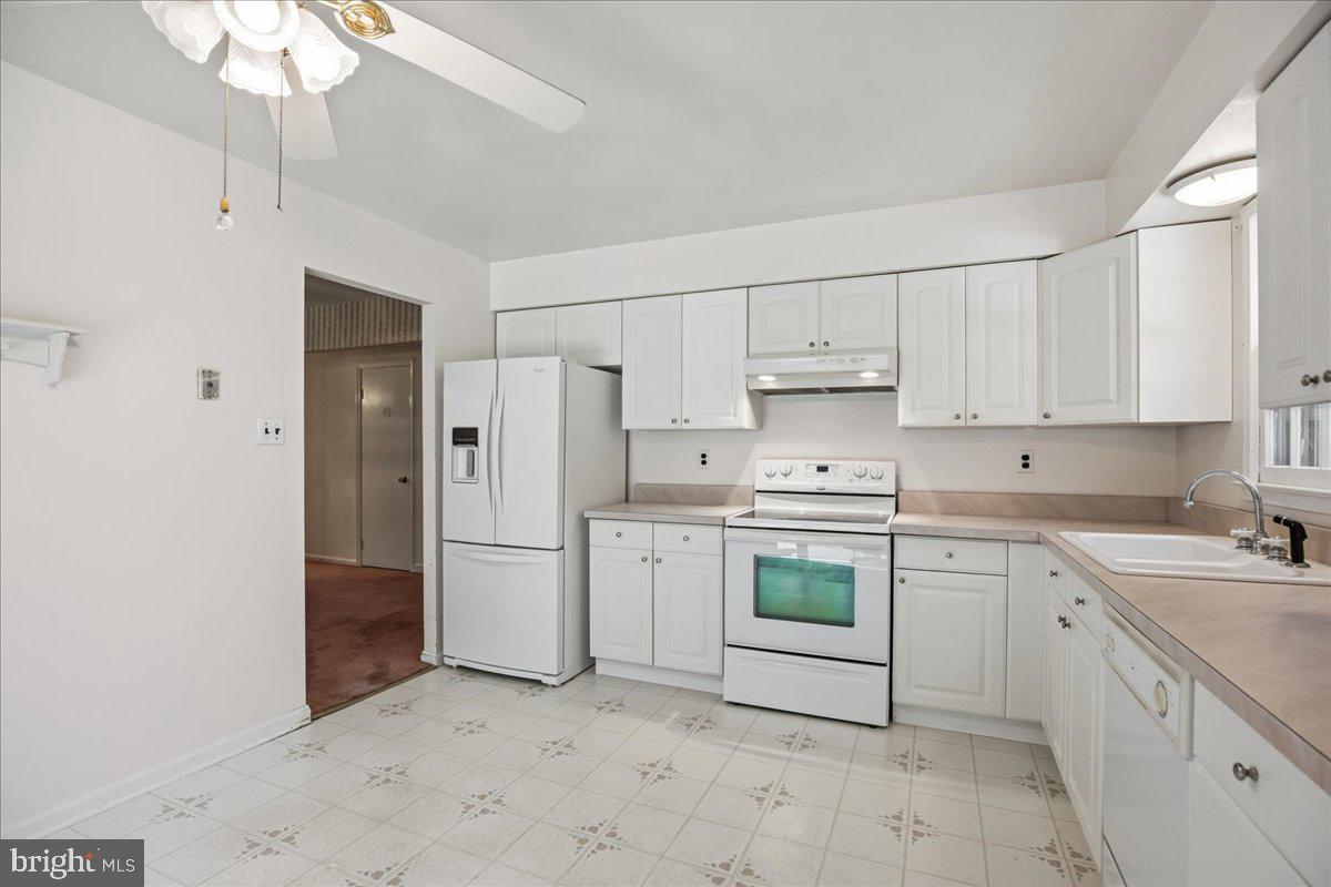 BRYANTOWN HILLS - Residential