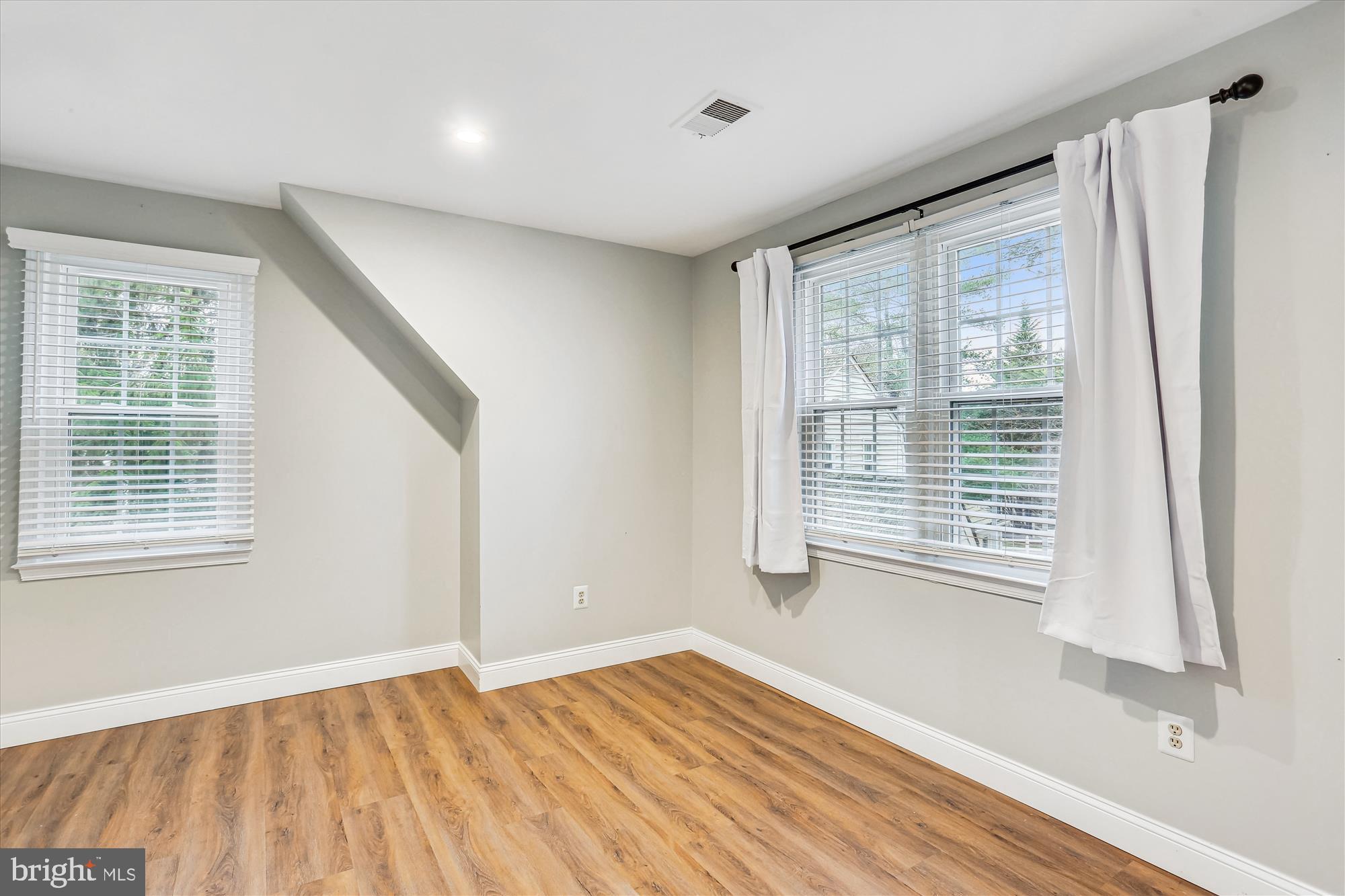 SAYBROOKE - Residential