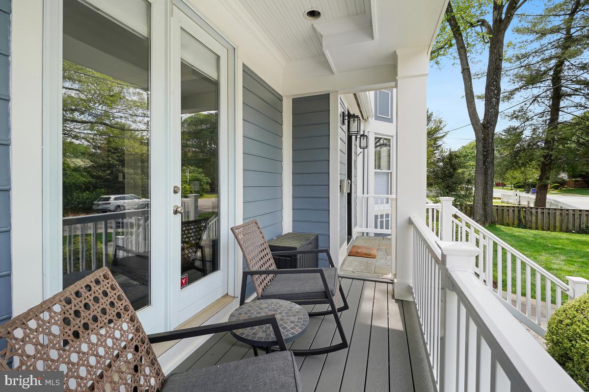 AYRLAWN - Residential