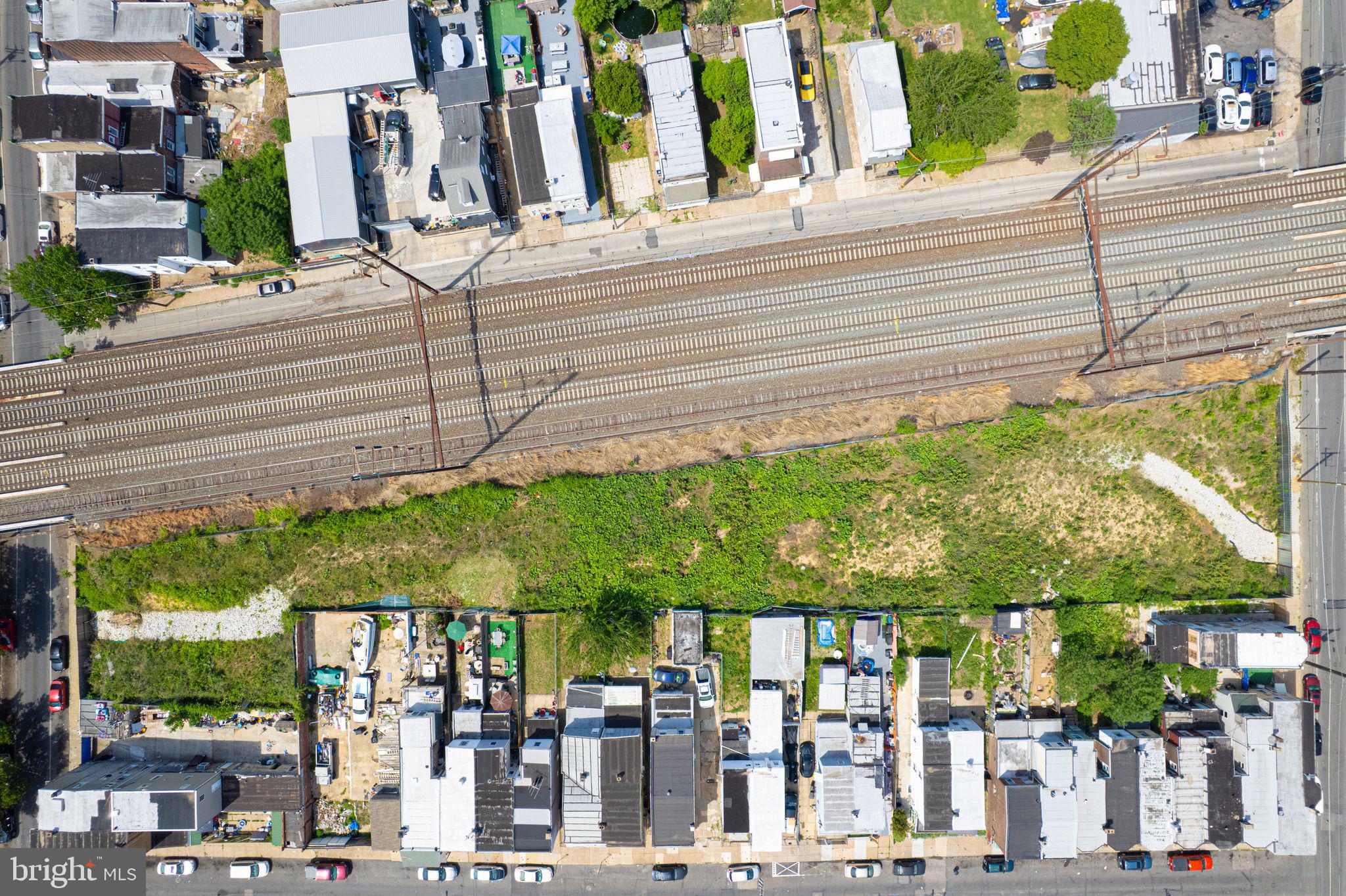 FRANKFORD - Commercial Sale