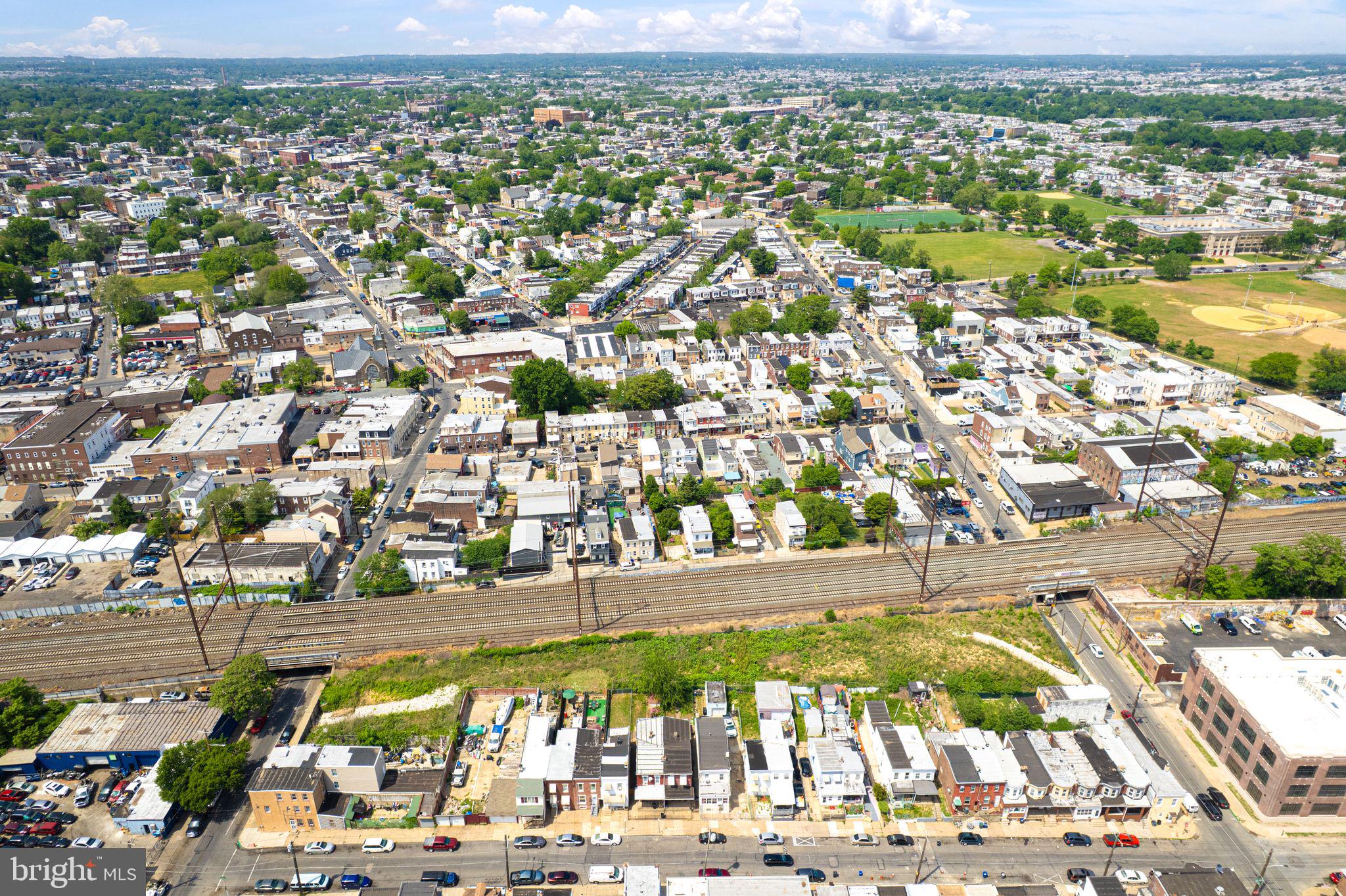 FRANKFORD - Commercial Sale