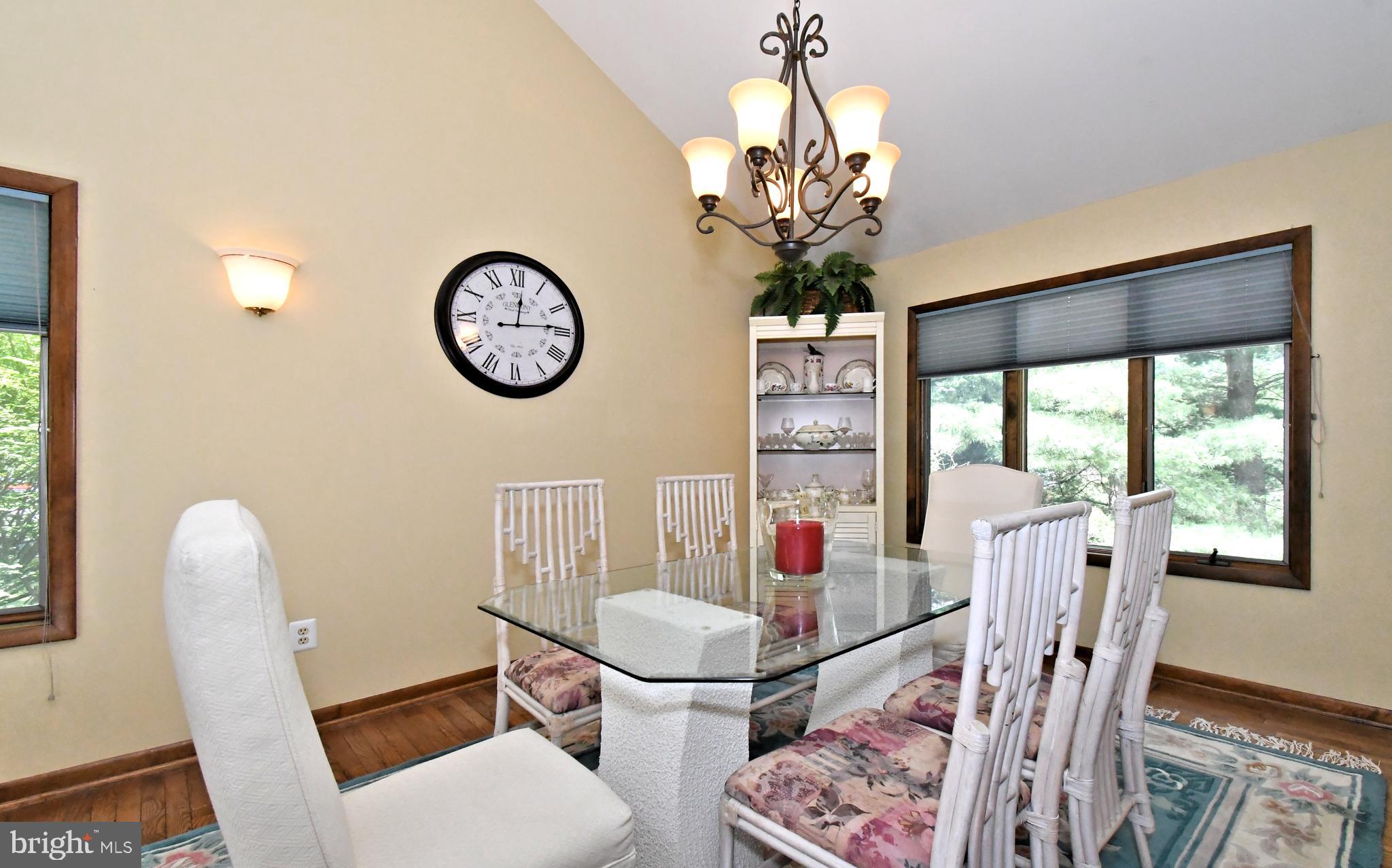 WYCHWOOD GLEN - Residential
