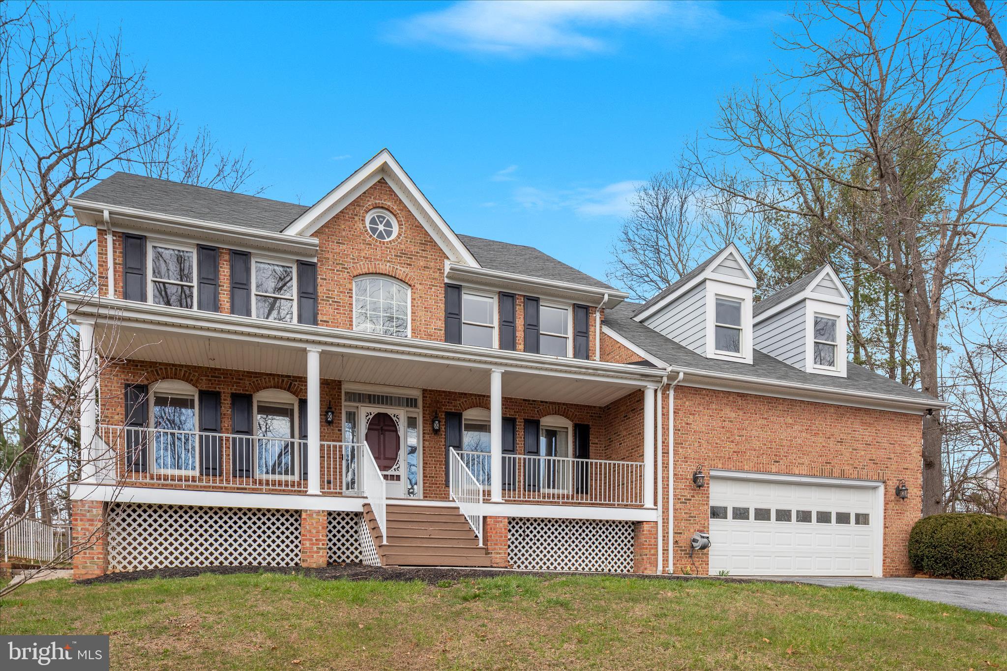 SPRING HOLLOW ESTATES - Residential