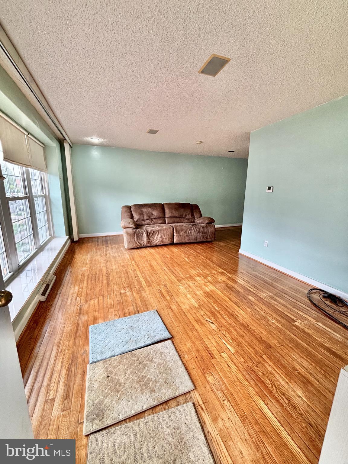 BELLS CORNER - Residential