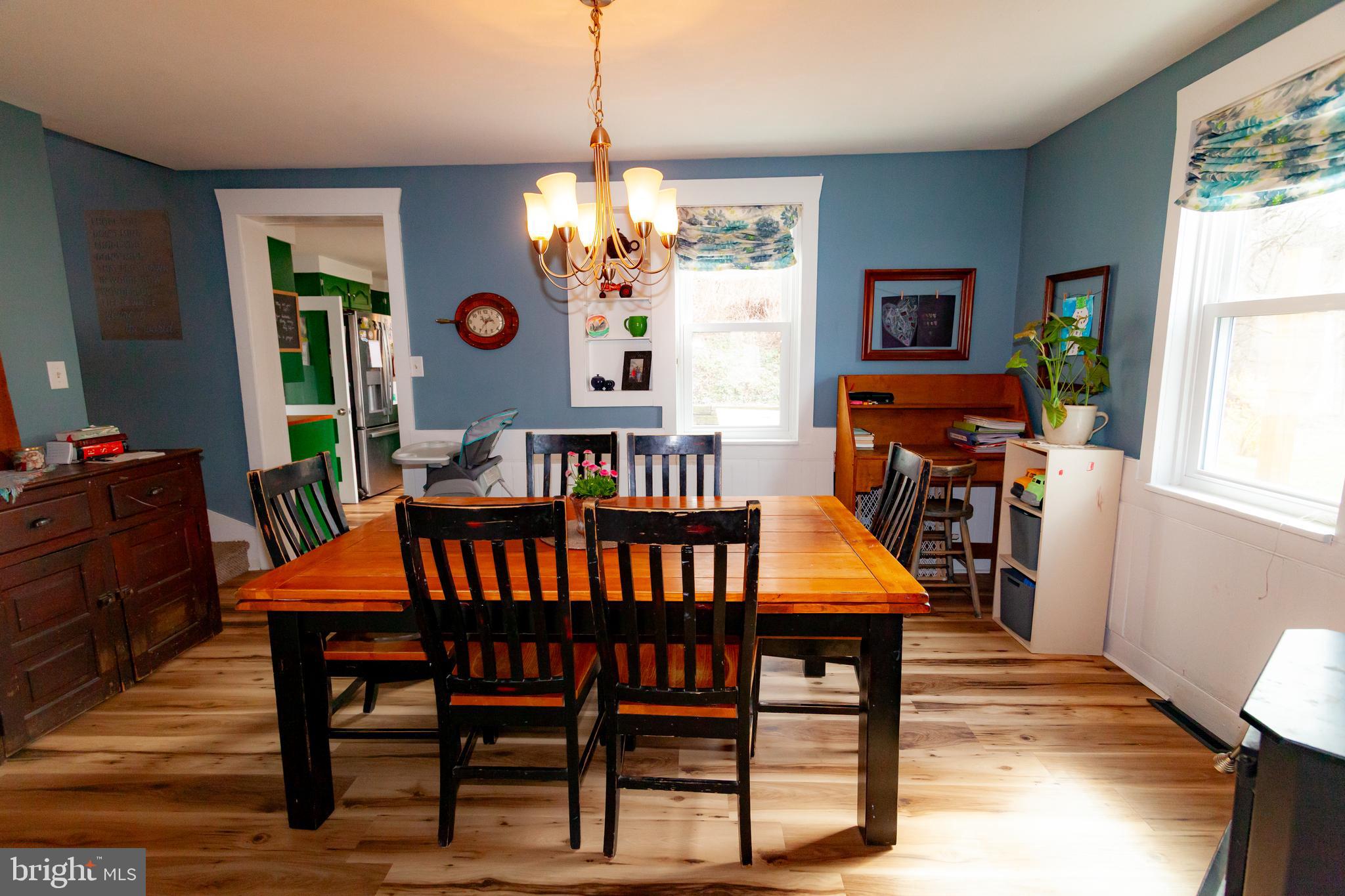 ADAMSTOWN - Residential