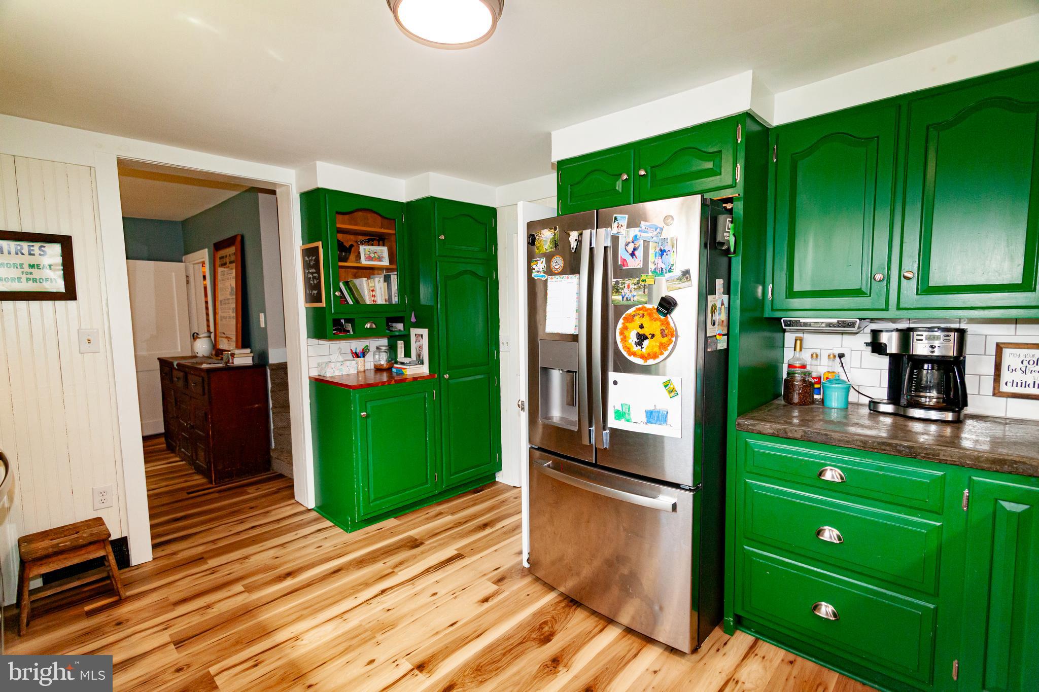 ADAMSTOWN - Residential