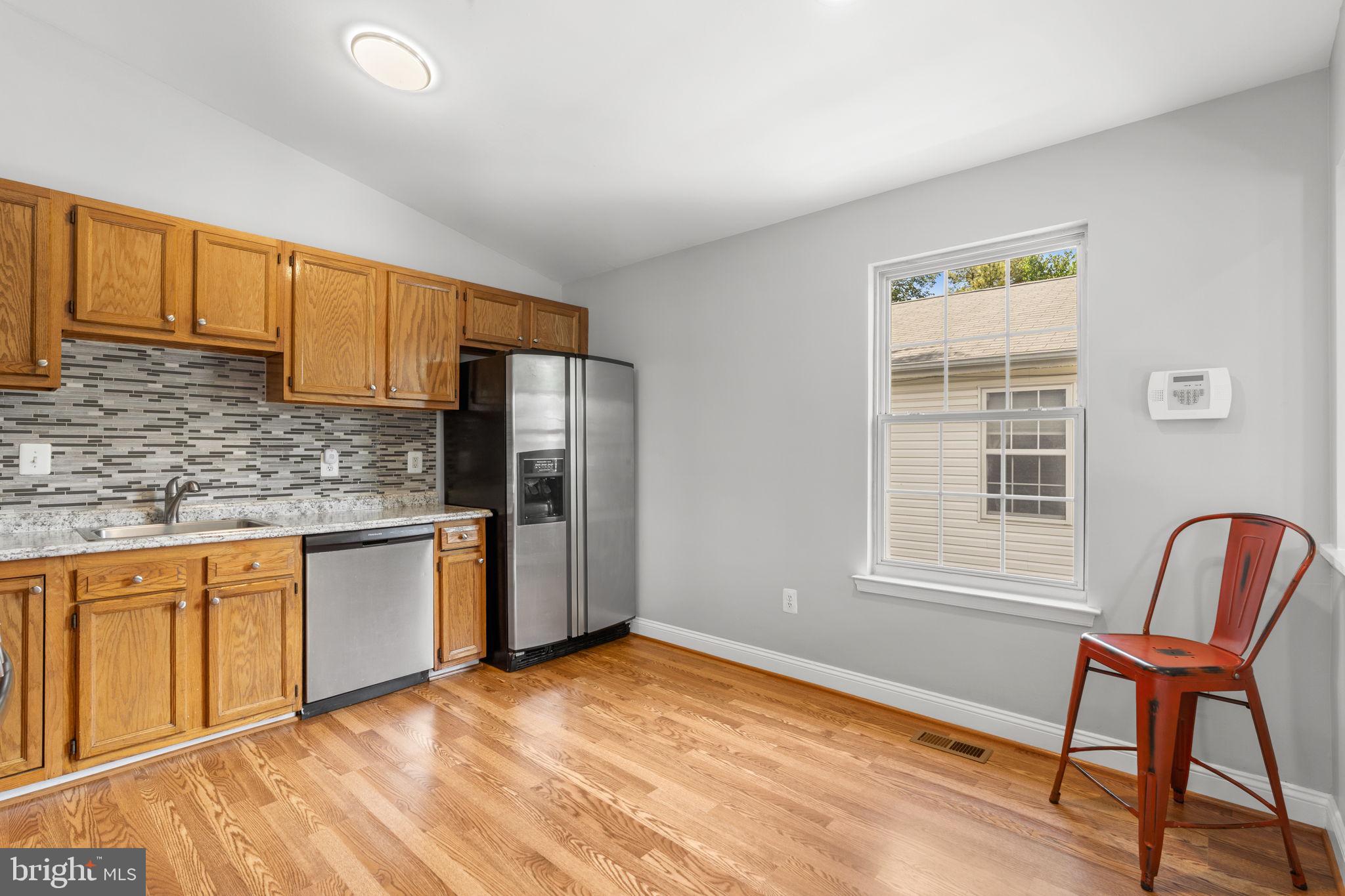NORTH BRENTWOOD - Residential